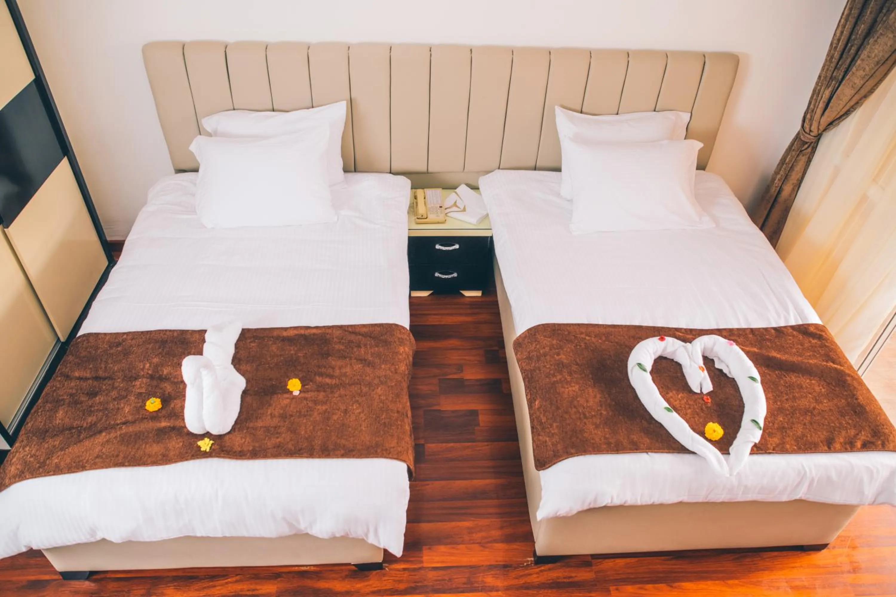 Bed in Jewel Maadi Cabins and Club