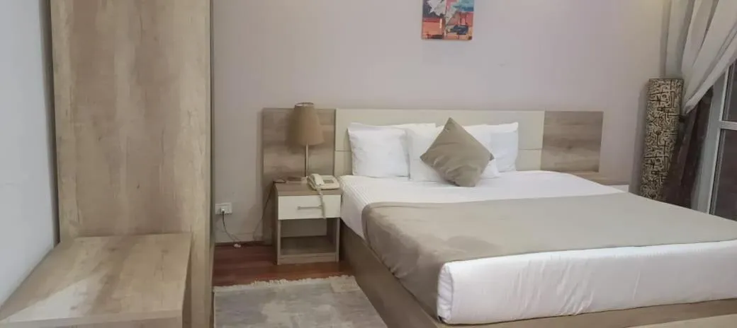 Bed in Jewel Maadi Cabins and Club