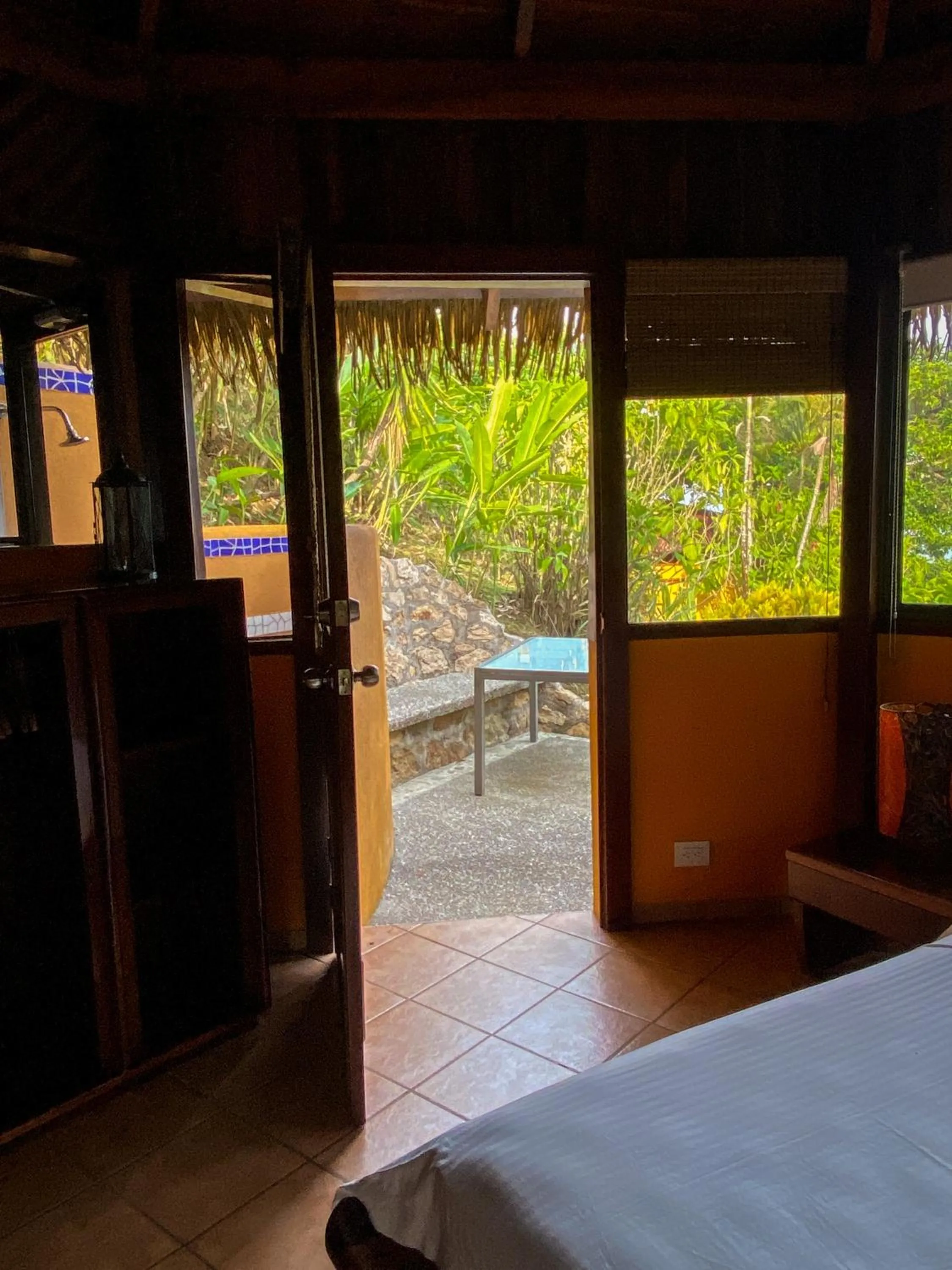 Patio, Bed in Hotel Vista de Olas