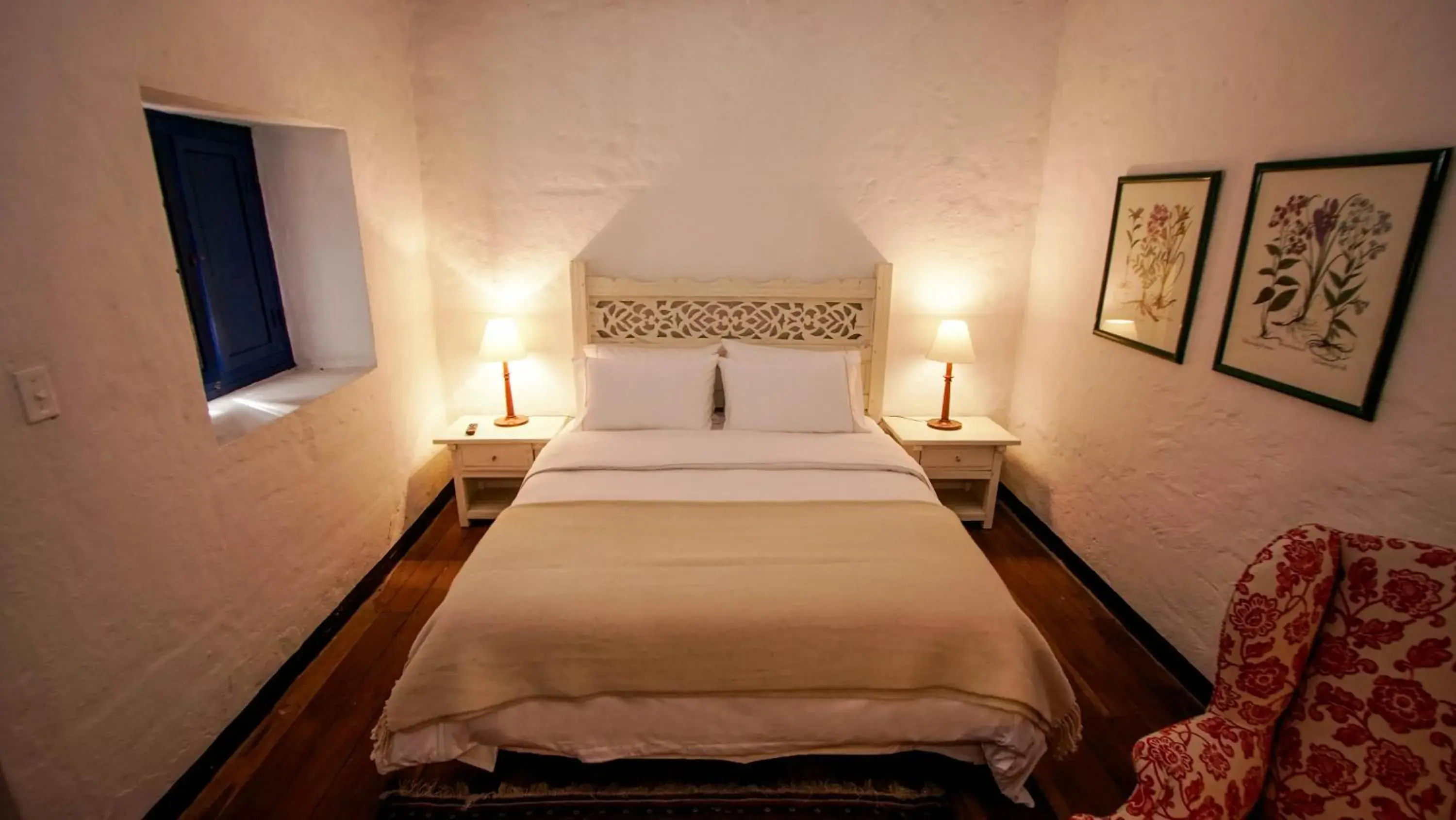 Deluxe Double Room in Casa La Bisbal Deluxe Double Room in Casa La Bisbal