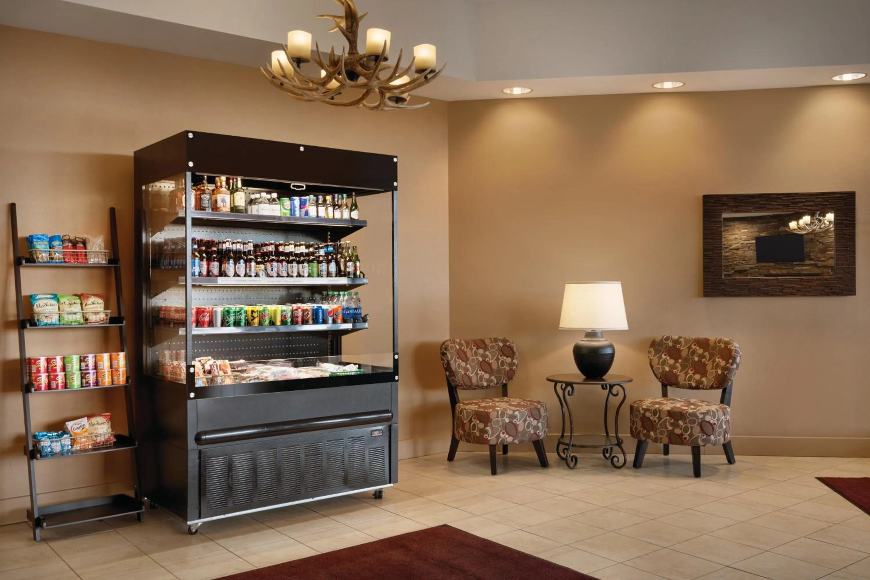 On-site shops in Bakken Airport XWA Hotel & Studios