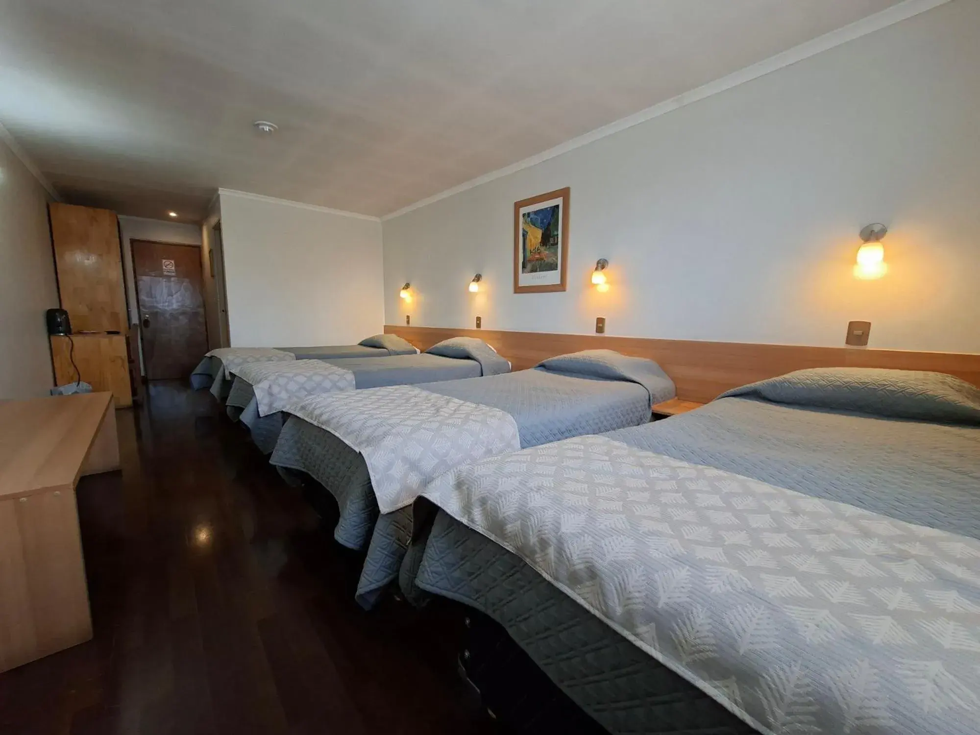 Classic Quadruple Room in Hotel Los Andes Classic Quadruple Room in Hotel Los Andes