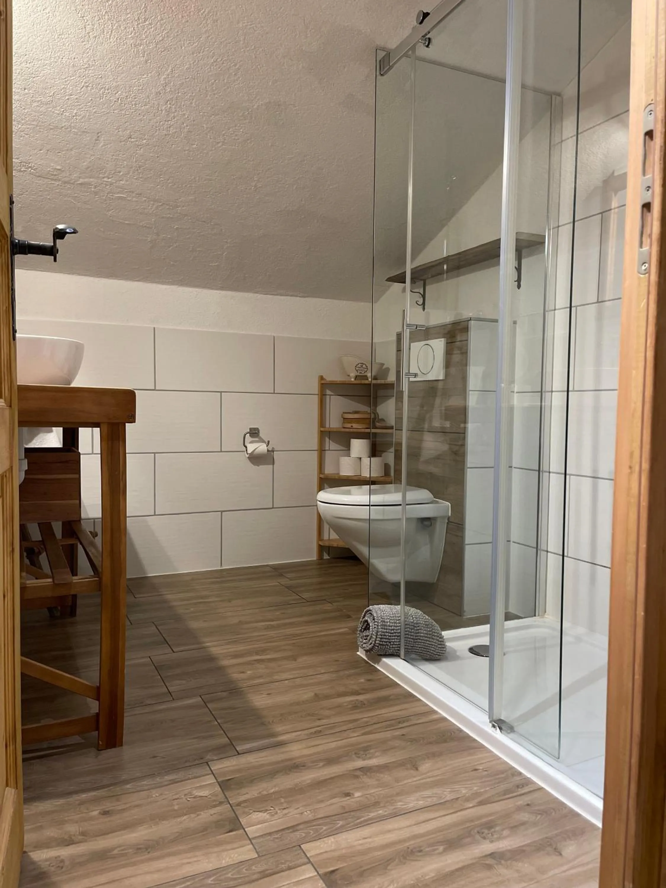 Shower in Hotel Jägerstübli Grindelwald