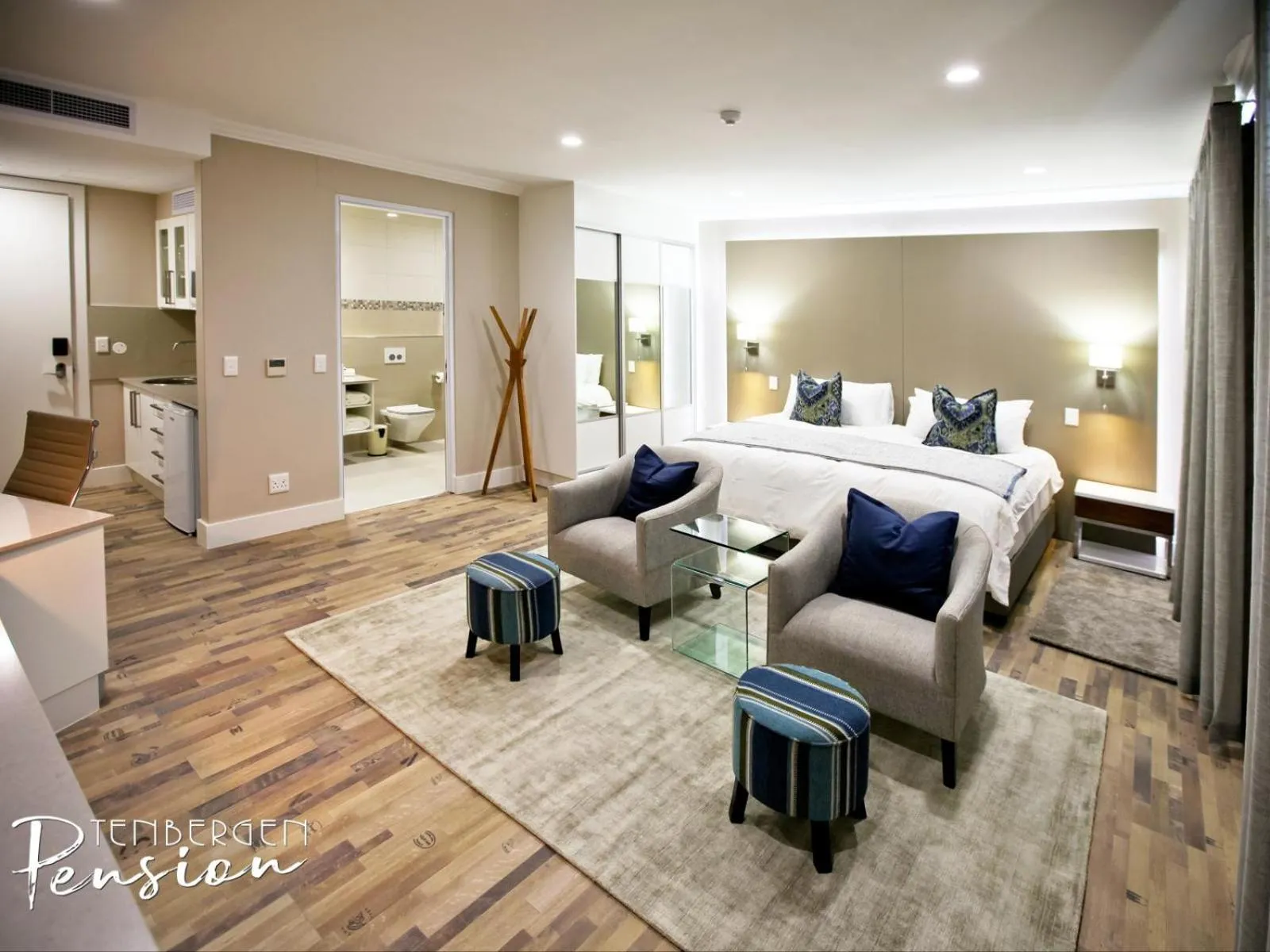 Bedroom, Bed in Tenbergen Pension Hotel