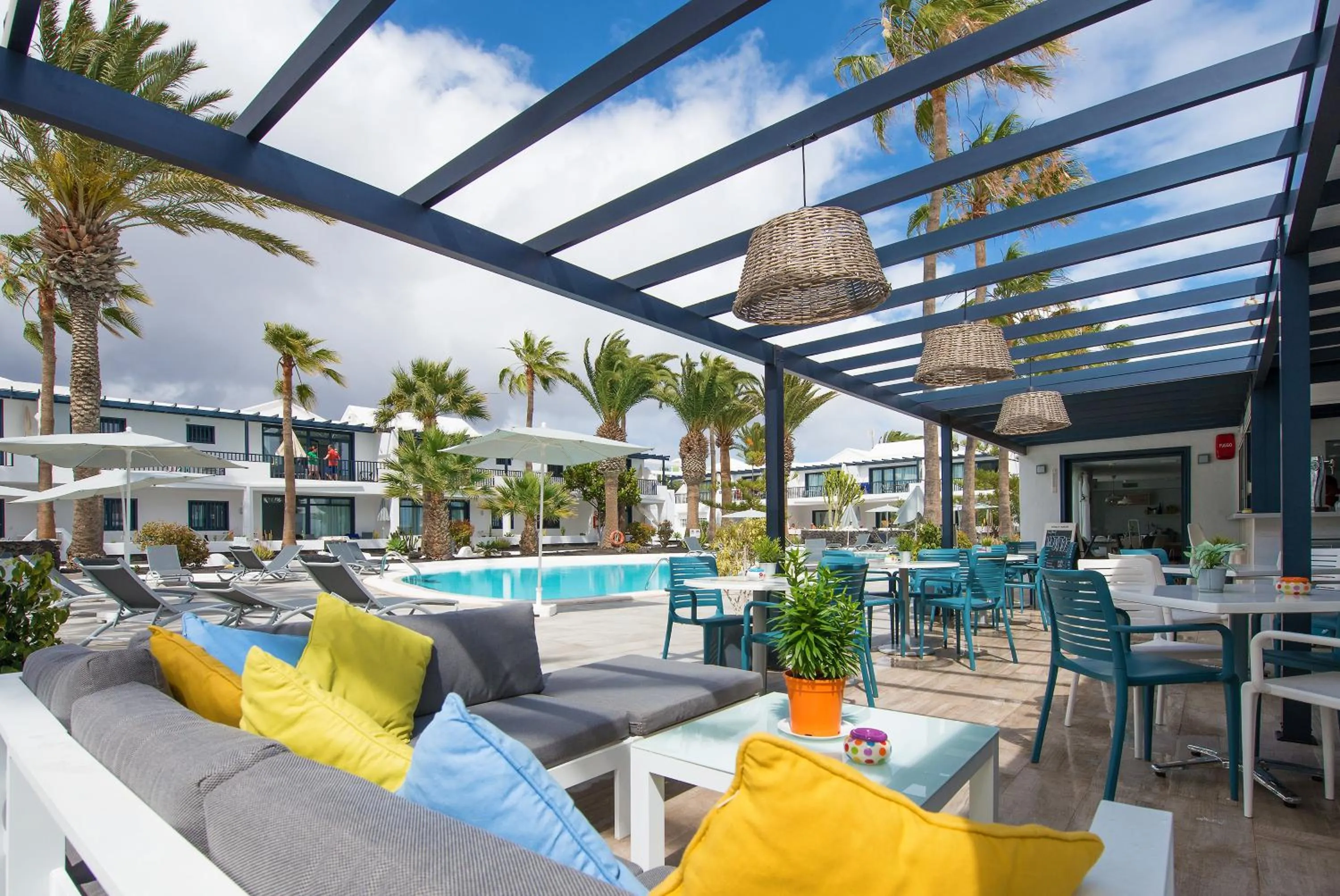 Lounge or bar in Apartamentos Playamar