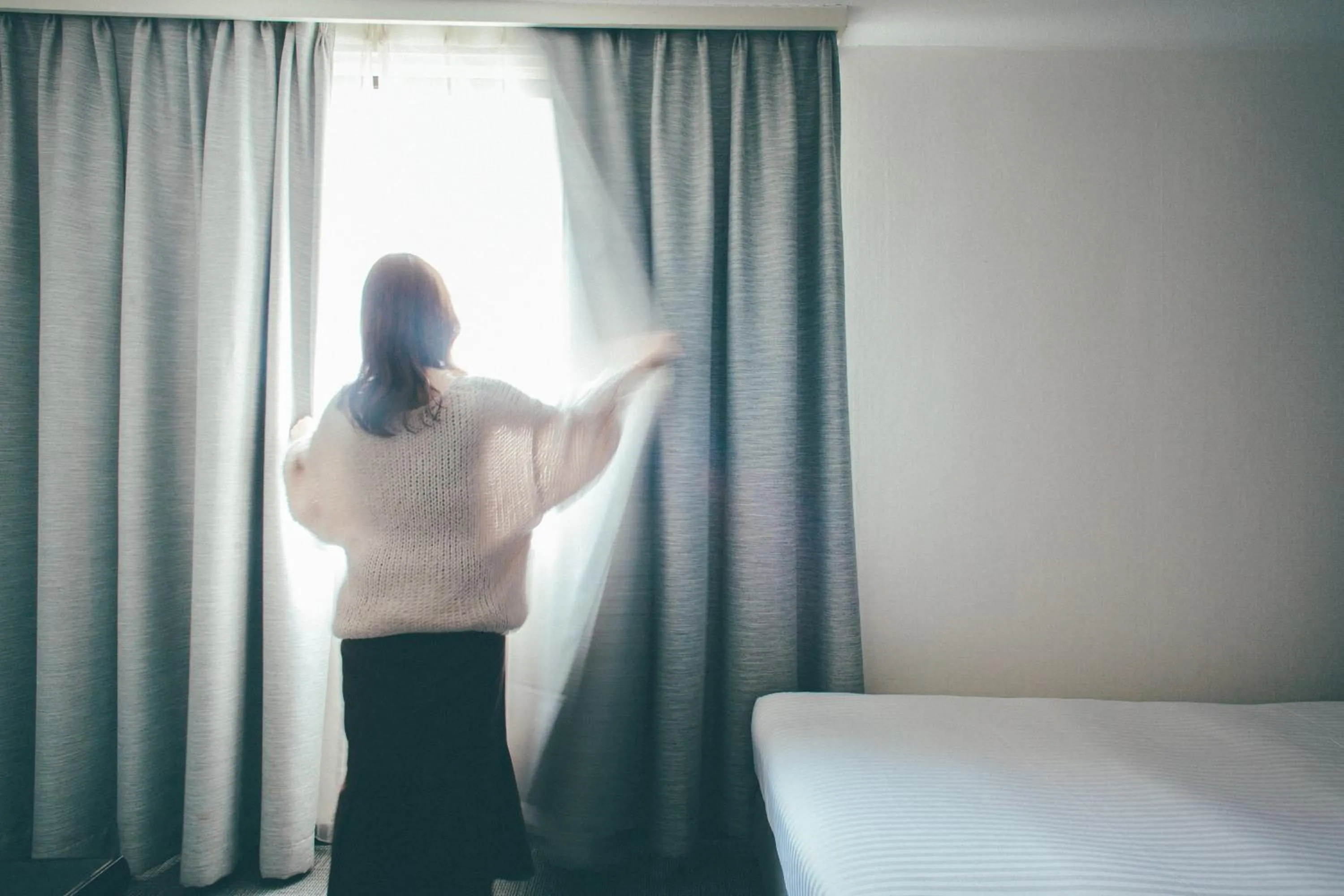 Hamilton Hotel Black