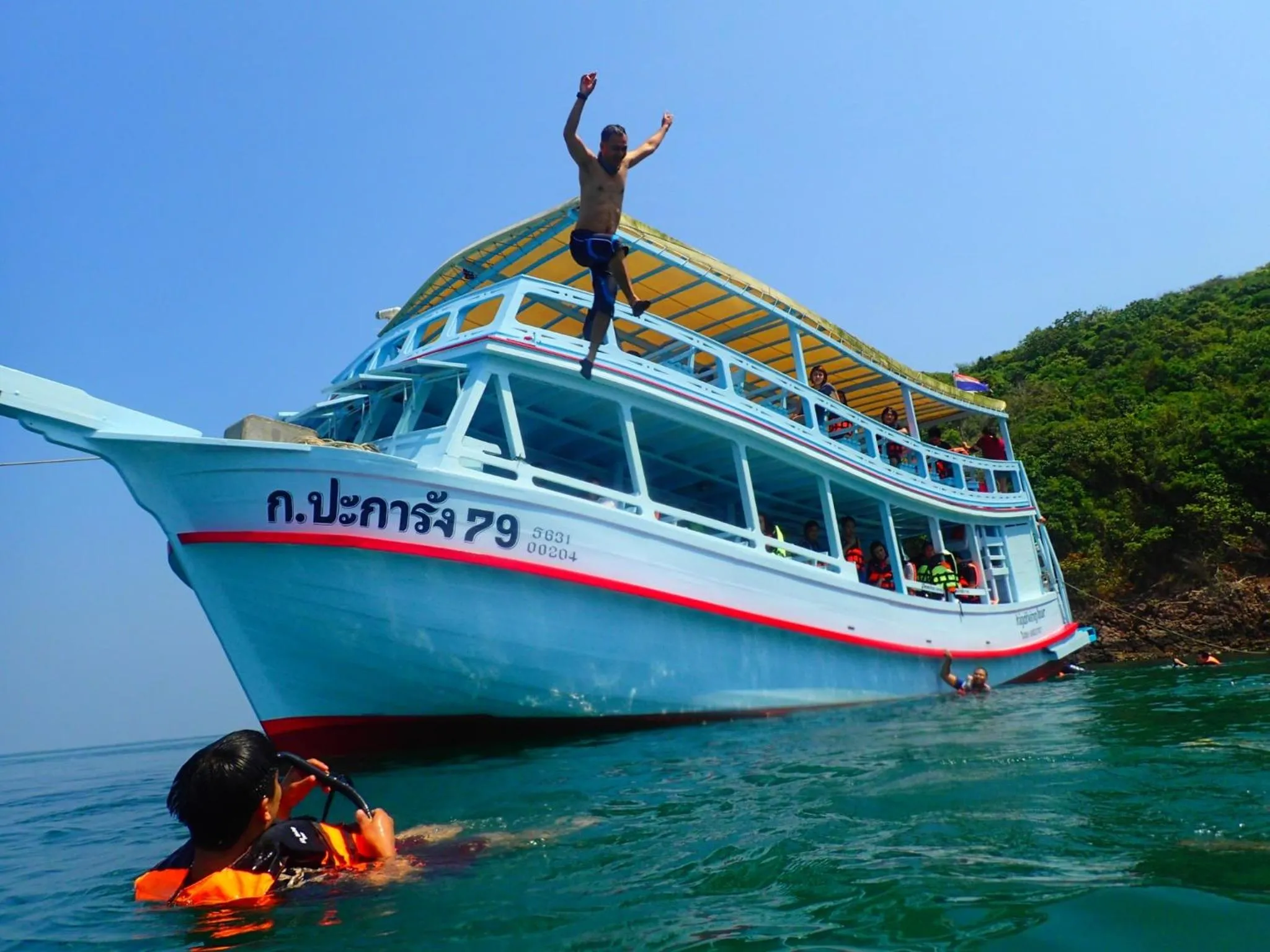 Snorkeling in Suan Bankrut Beach Resort