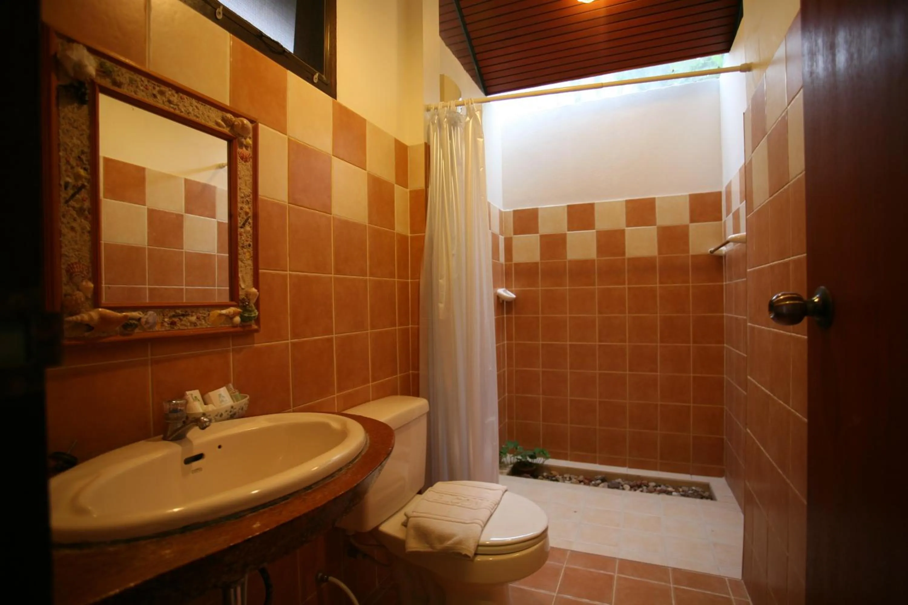 Bathroom in Suan Bankrut Beach Resort