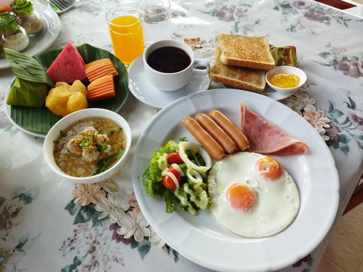 Breakfast in Suan Bankrut Beach Resort