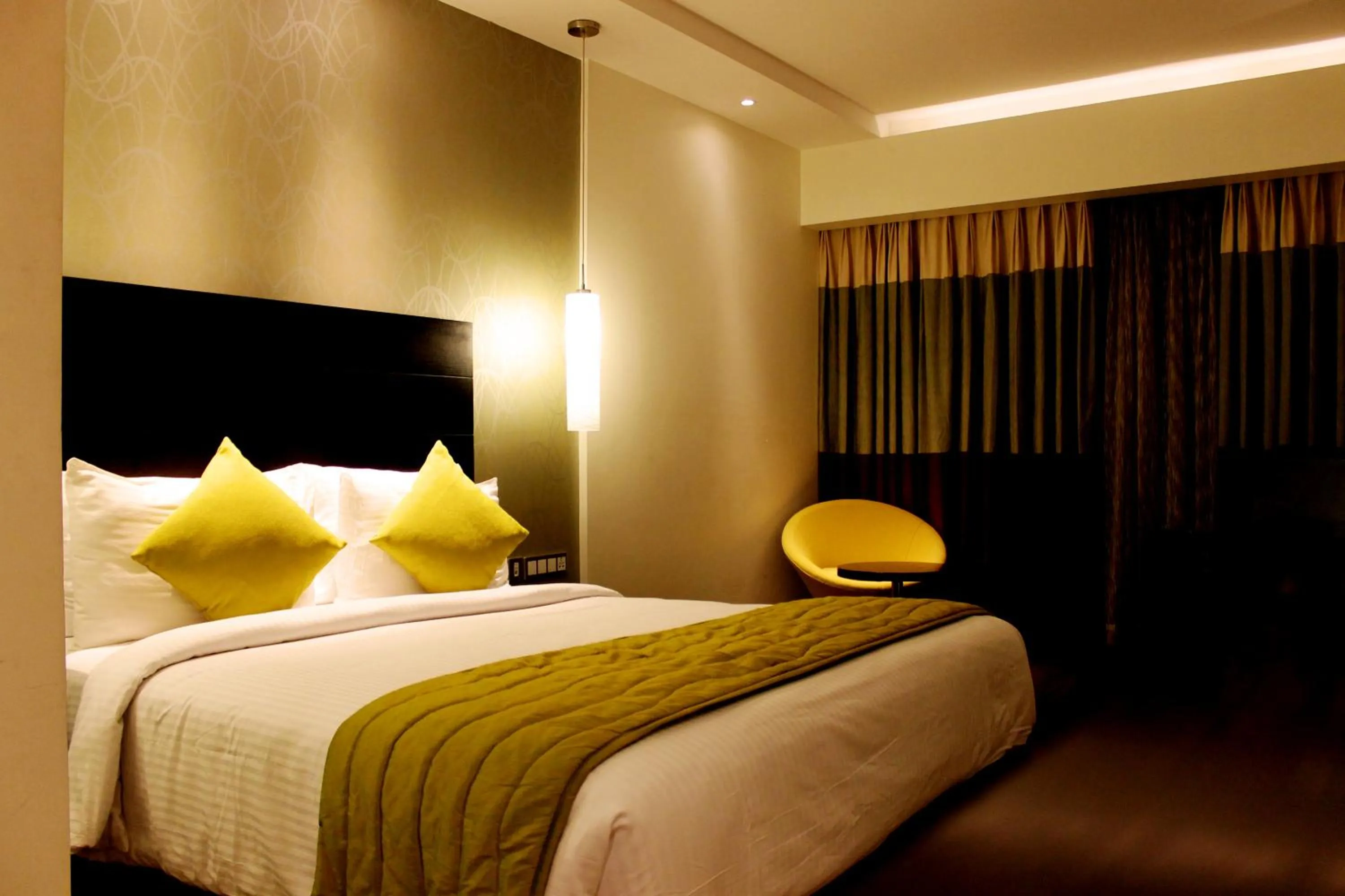 Bedroom, Bed in HYCINTH Hotels