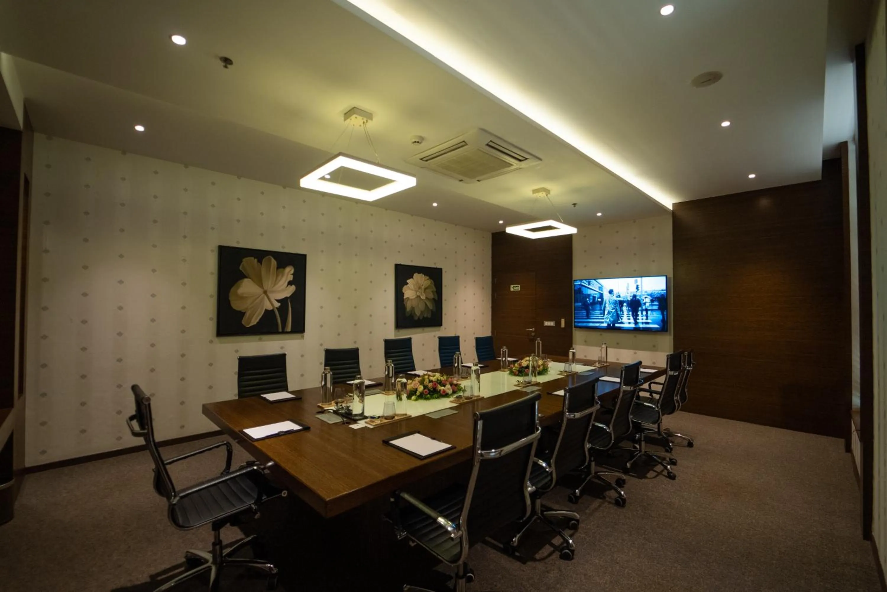 Business facilities in HYCINTH Hotels