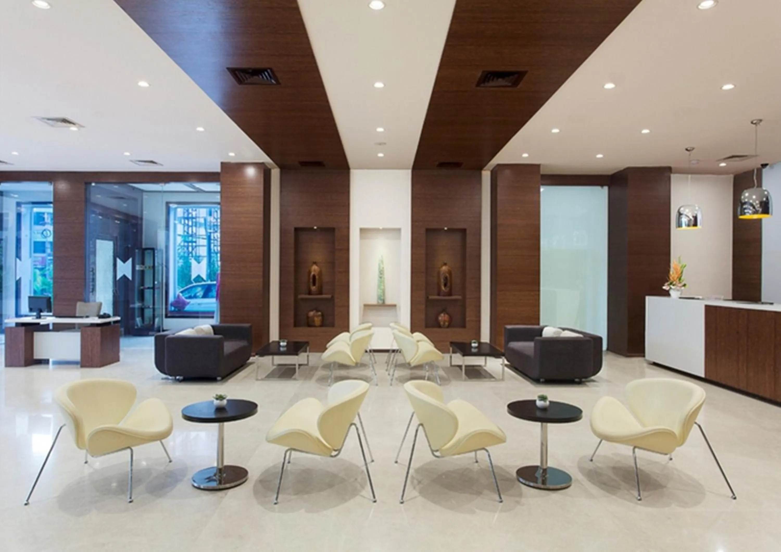 Lobby or reception in HYCINTH Hotels