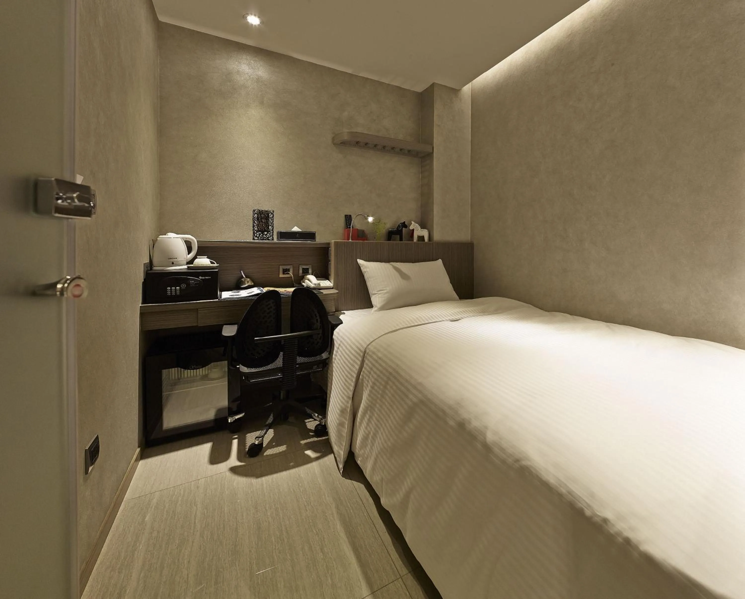 Bed in Beauty Hotels Taipei - Hotel B7