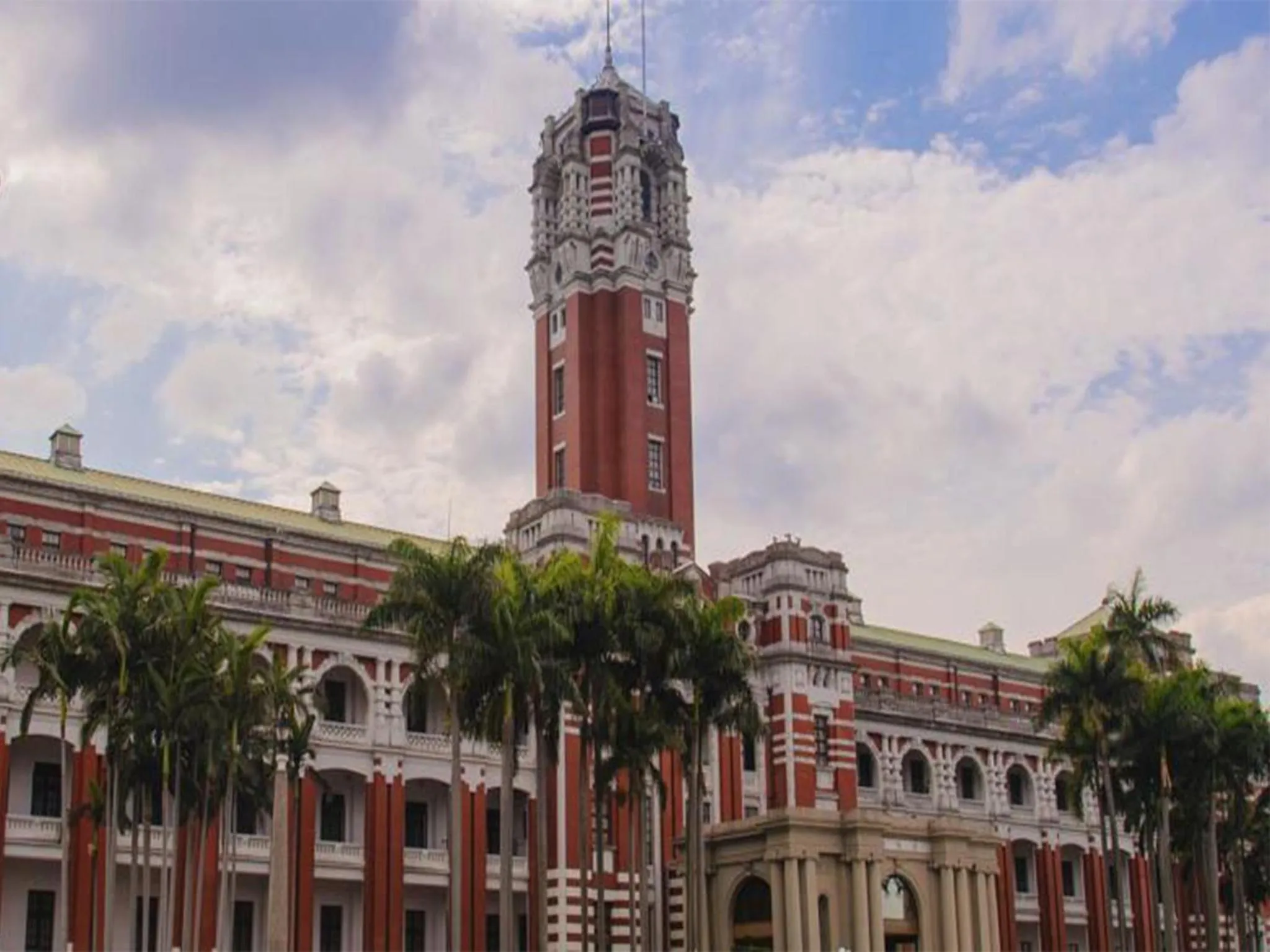 Nearby landmark in Beauty Hotels Taipei - Hotel B7