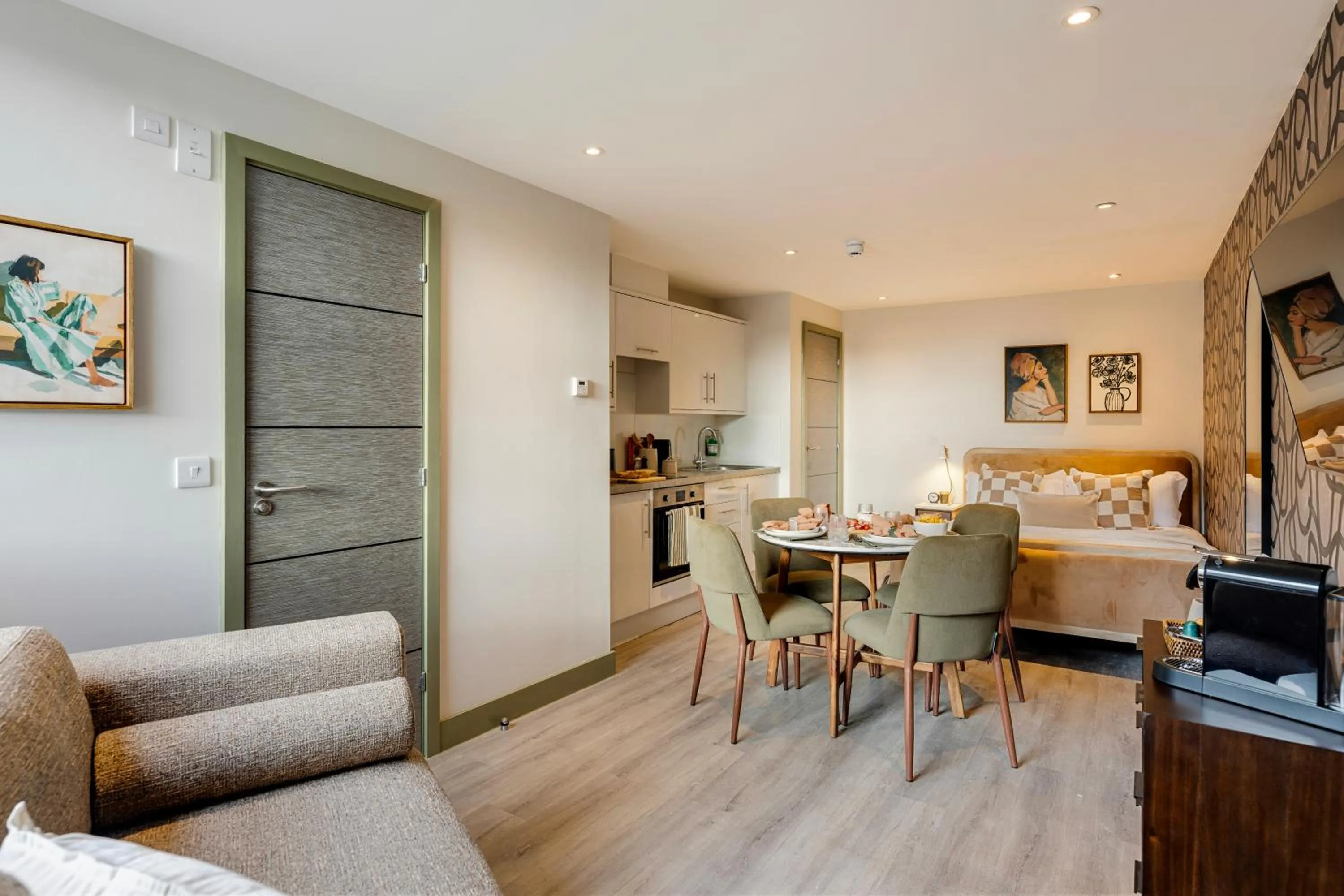 Your Apartment I Clifton Village