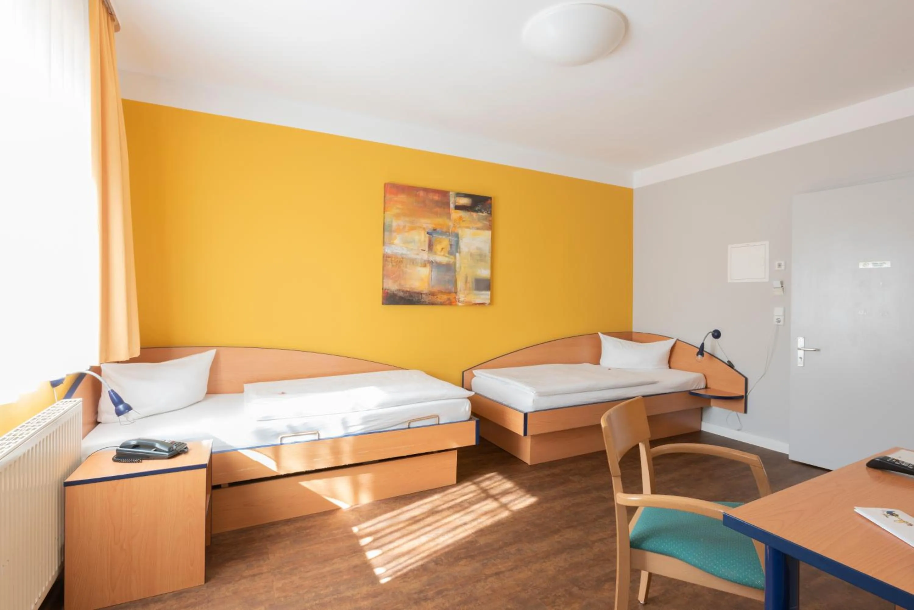 Photo of the whole room, Bed in Hotel Mit-Mensch