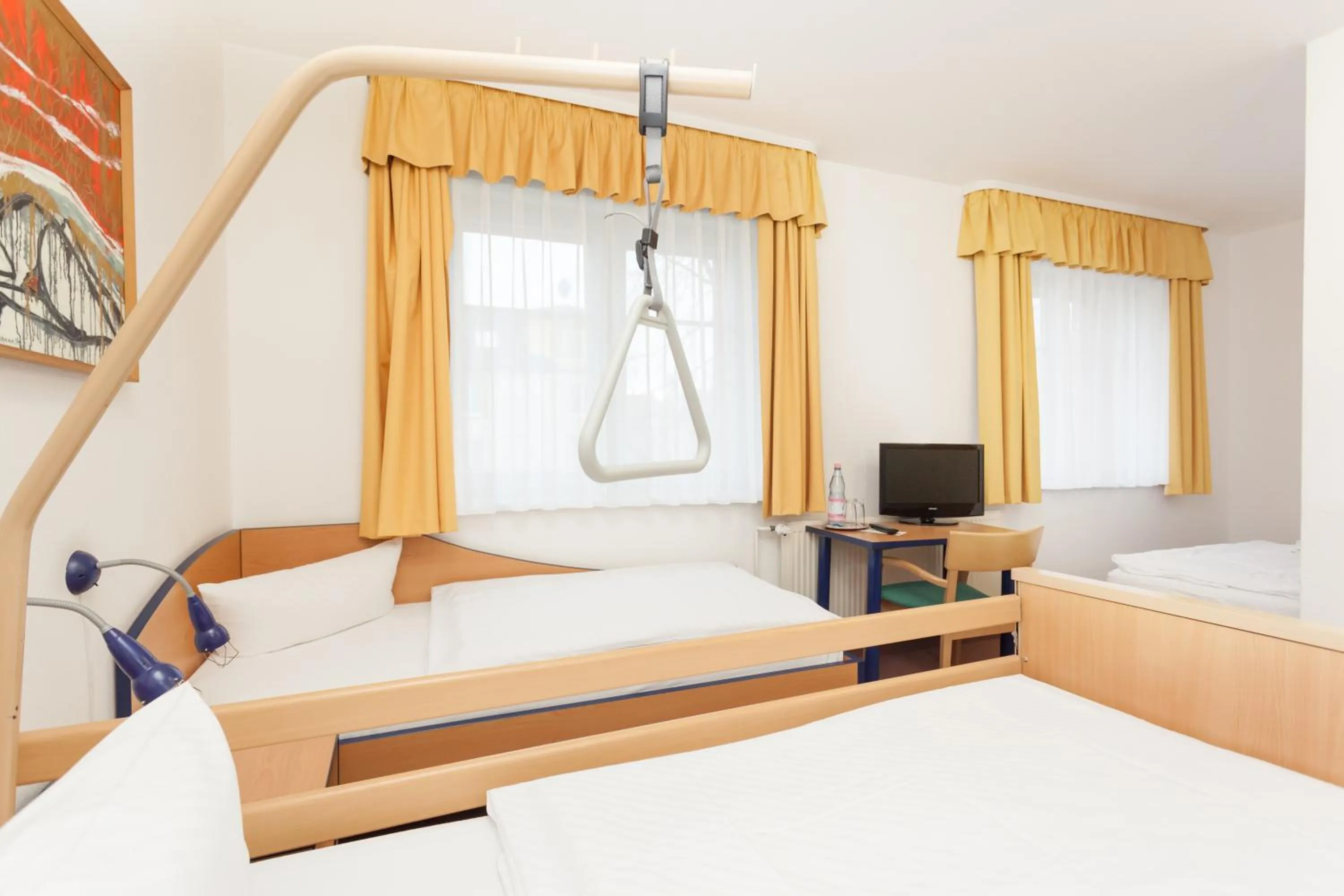 Decorative detail, Bed in Hotel Mit-Mensch