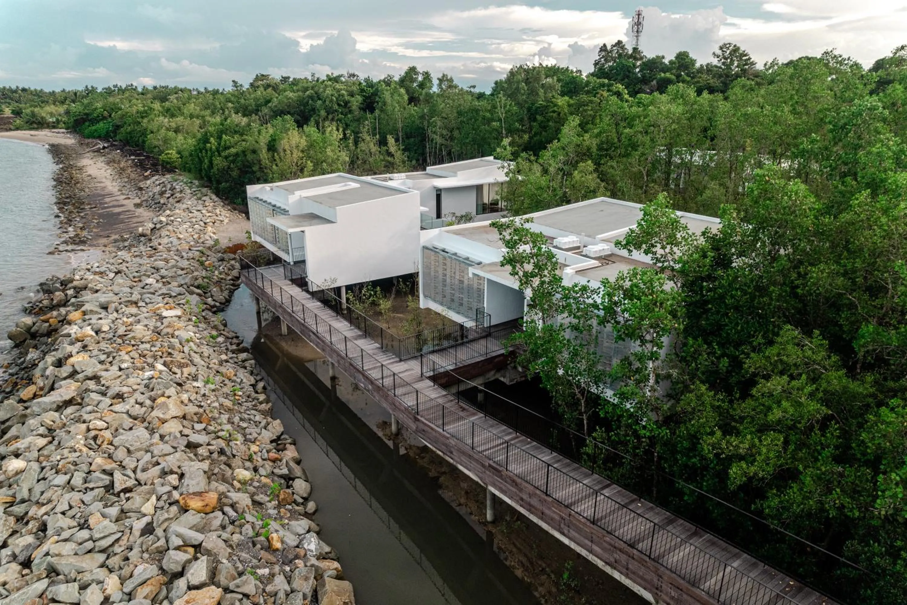 Property building in Cove 55