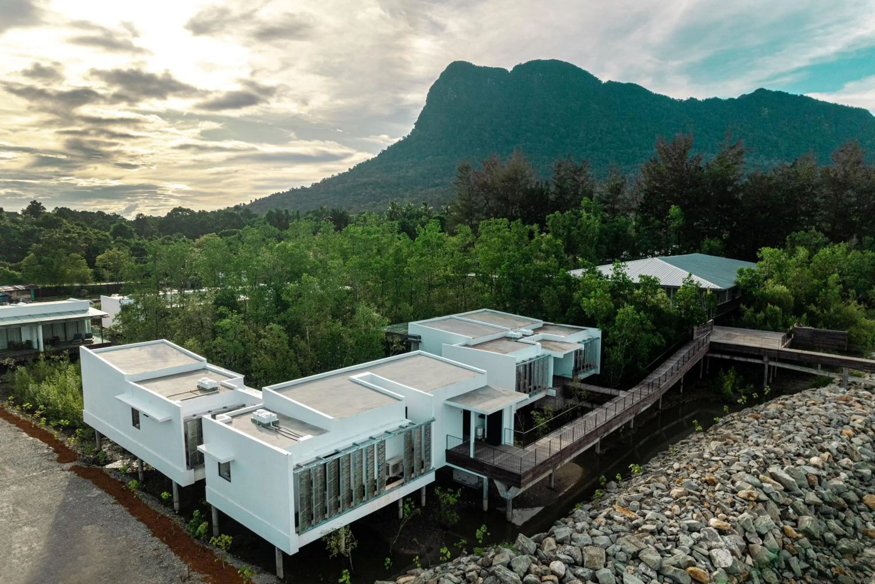 Property building in Cove 55