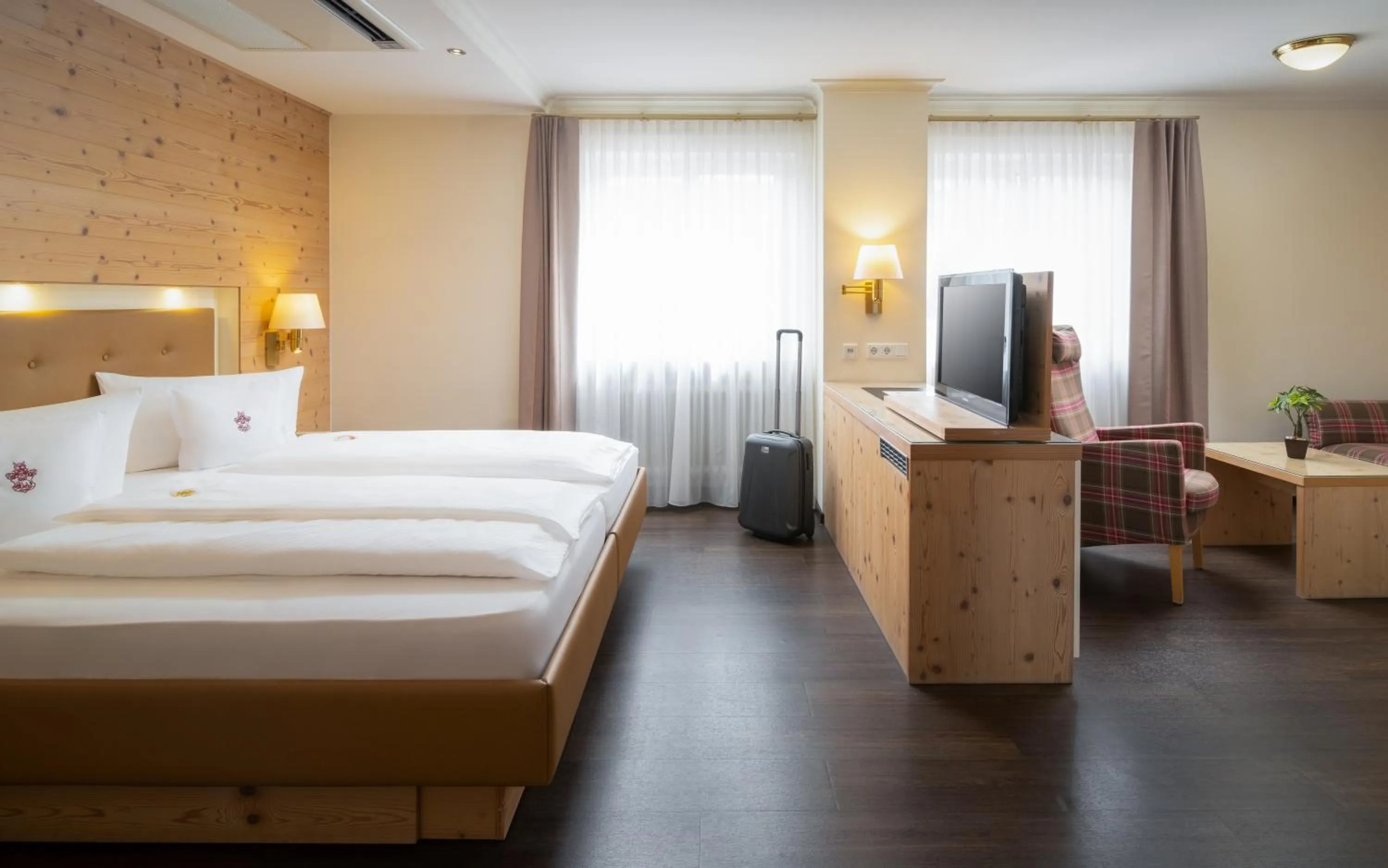 Photo of the whole room, Bed in Ringhotel Winzerhof