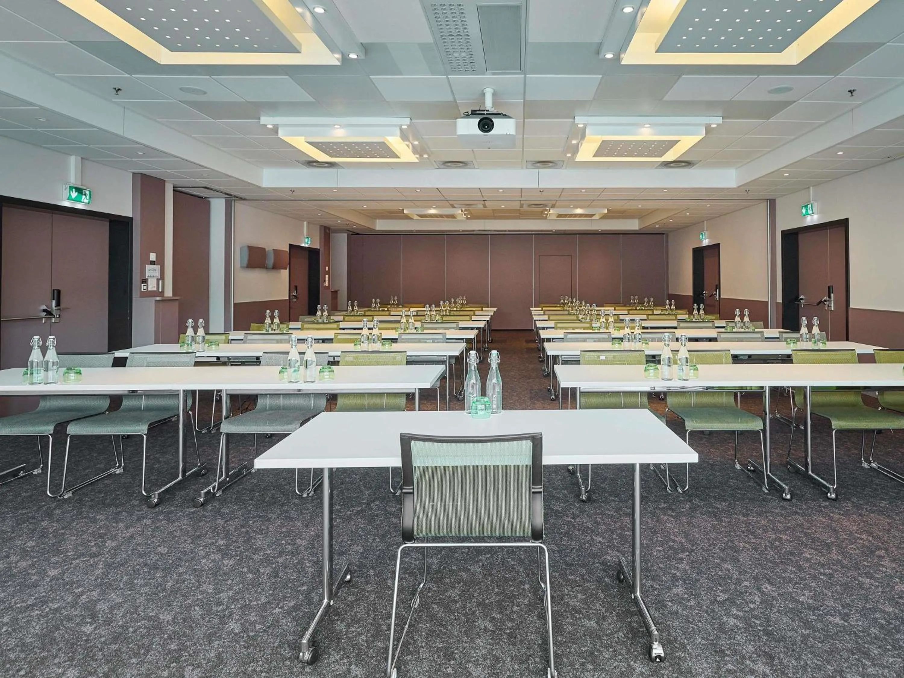 Meeting/conference room in Novotel Bern Expo