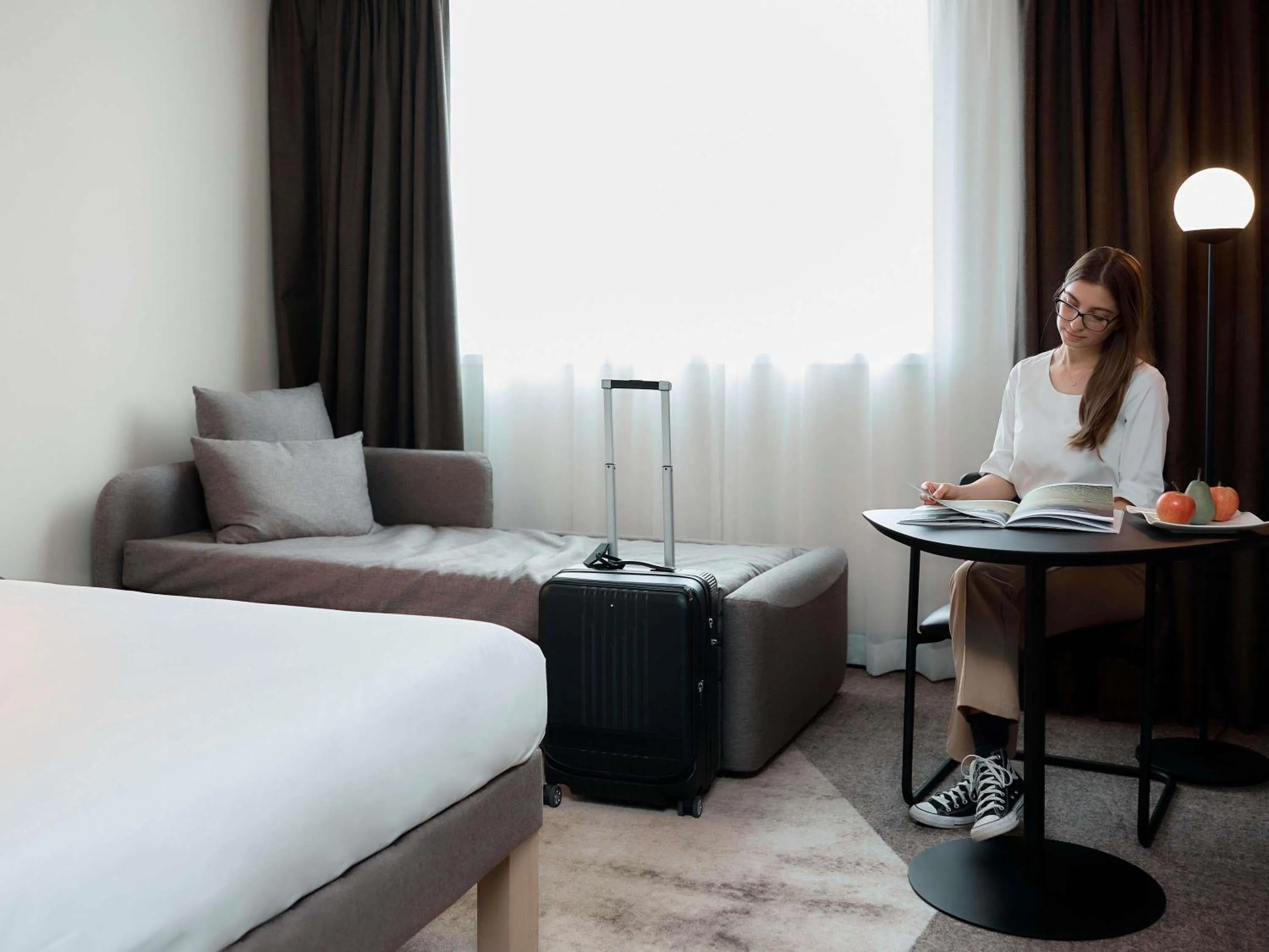 Bedroom, Bed in Novotel Bern Expo