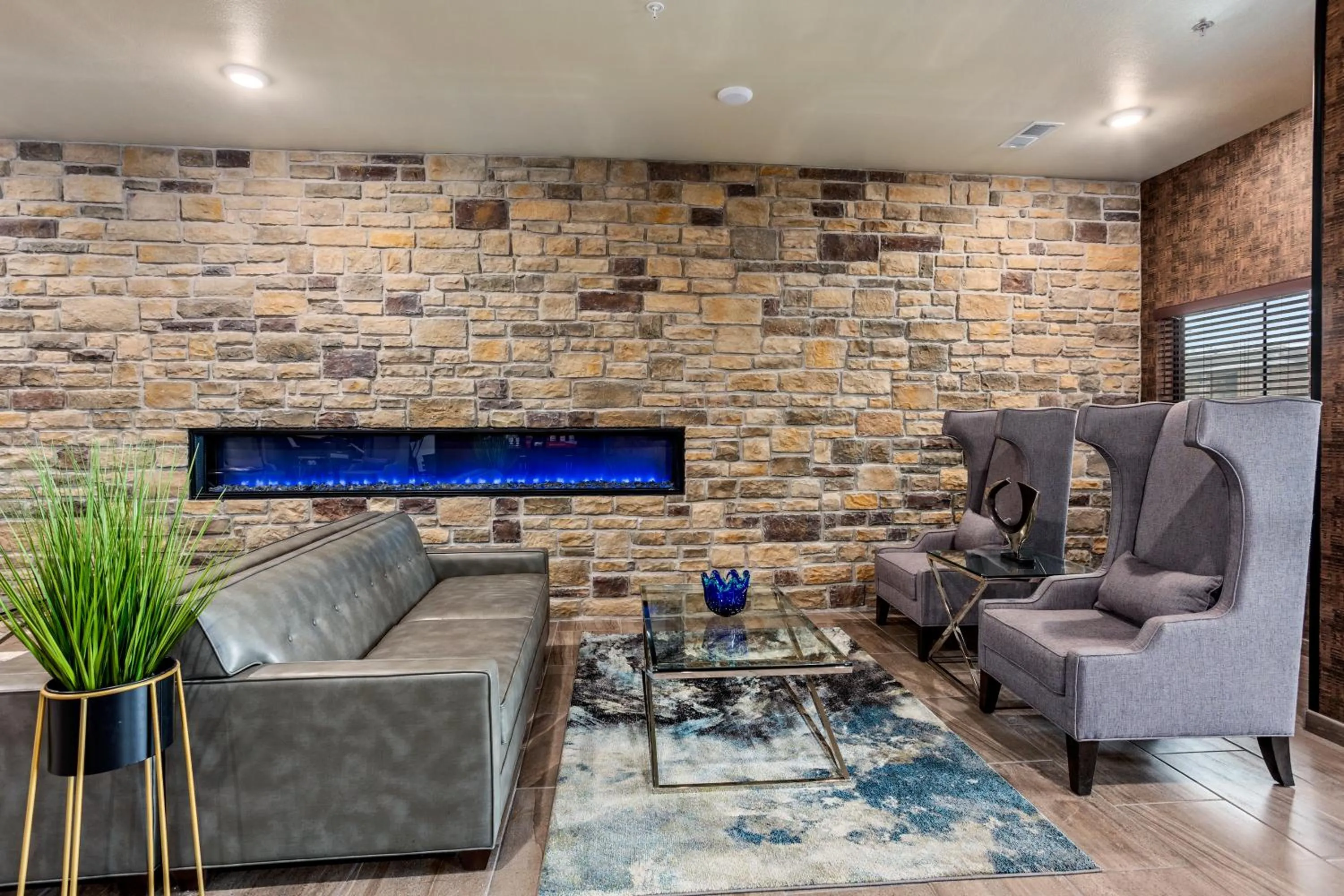 Lobby or reception in Cobblestone Hotel & Suites - Little Chute