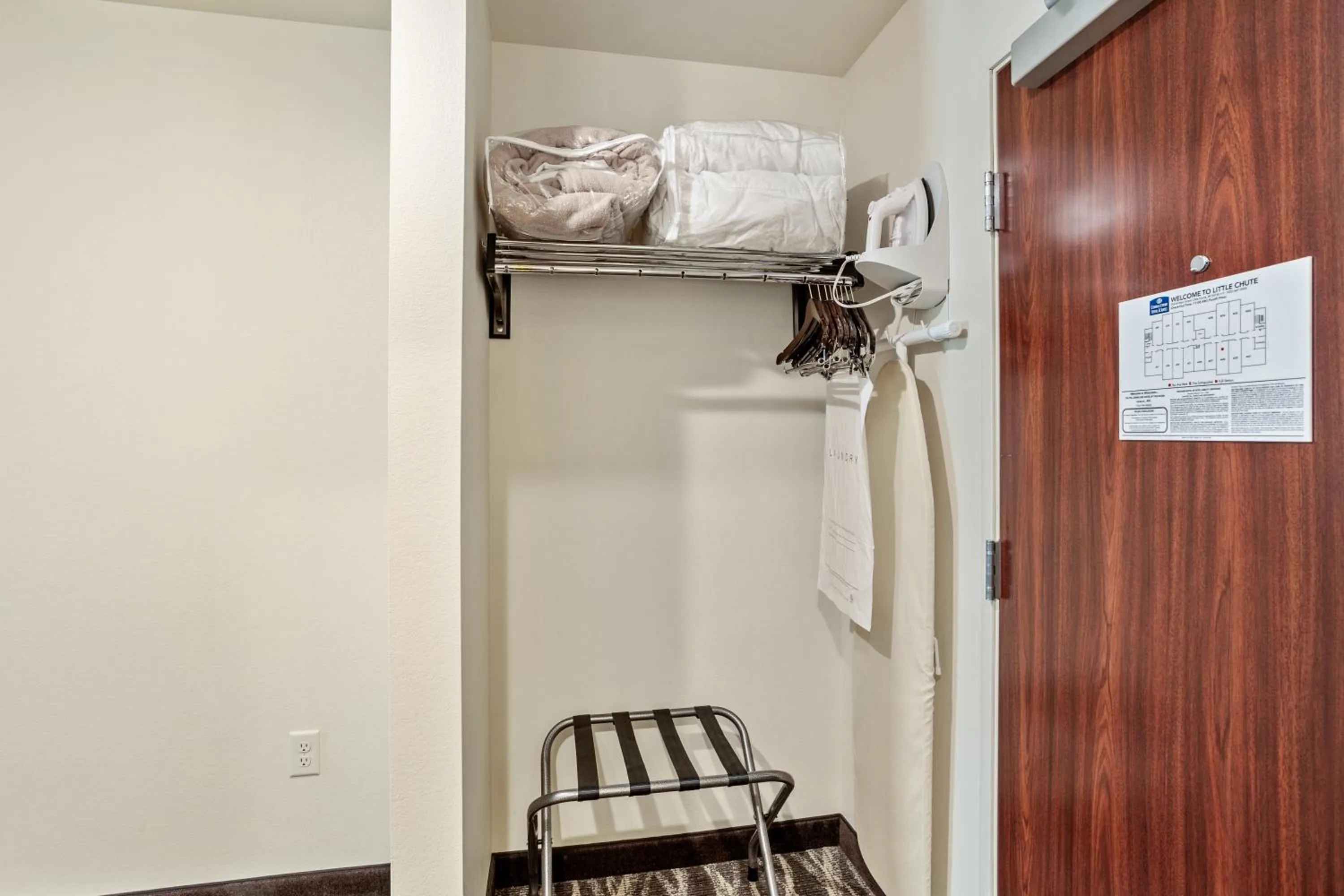 Bedroom in Cobblestone Hotel & Suites - Little Chute