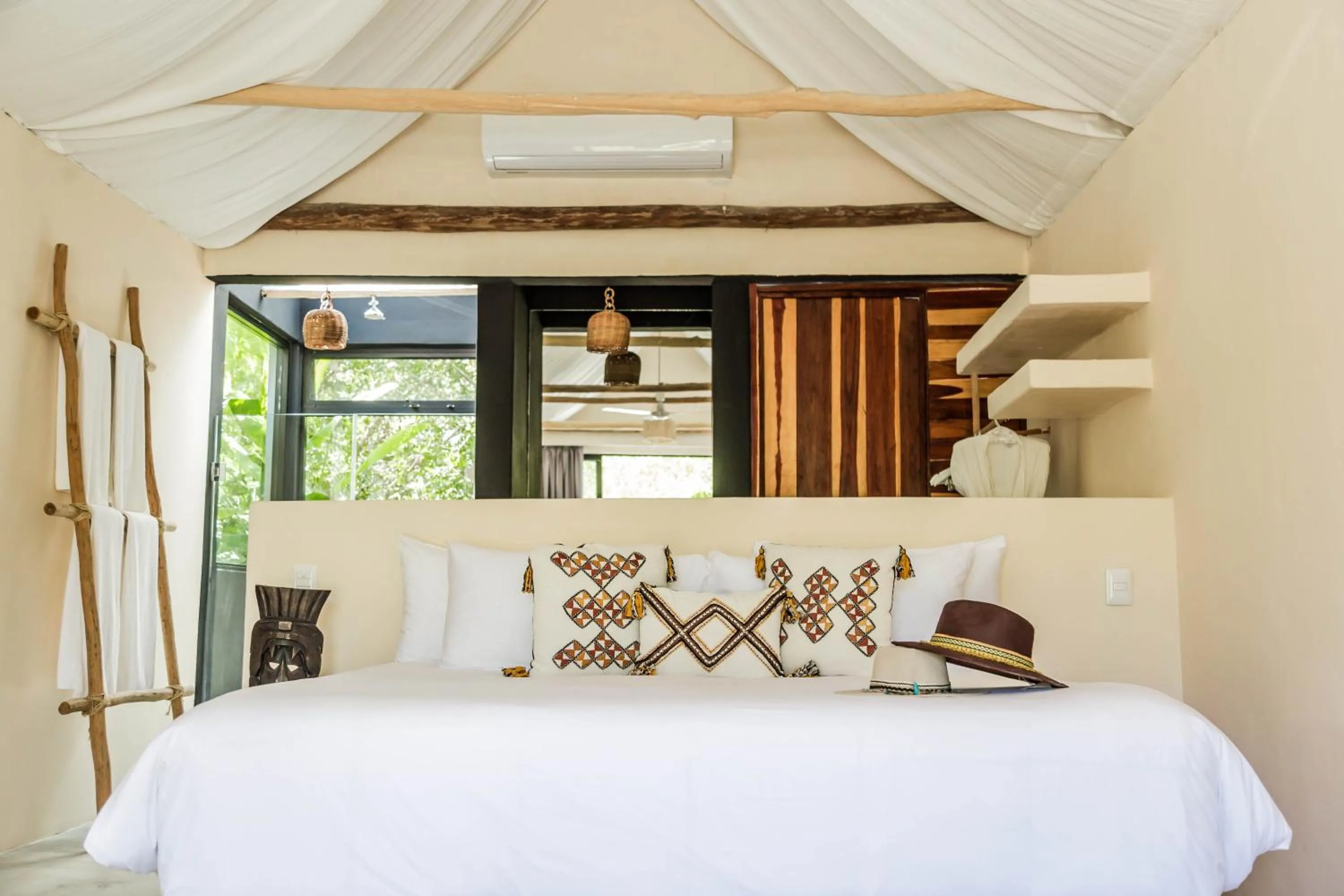 Photo of the whole room in Roc Jungle Tulum