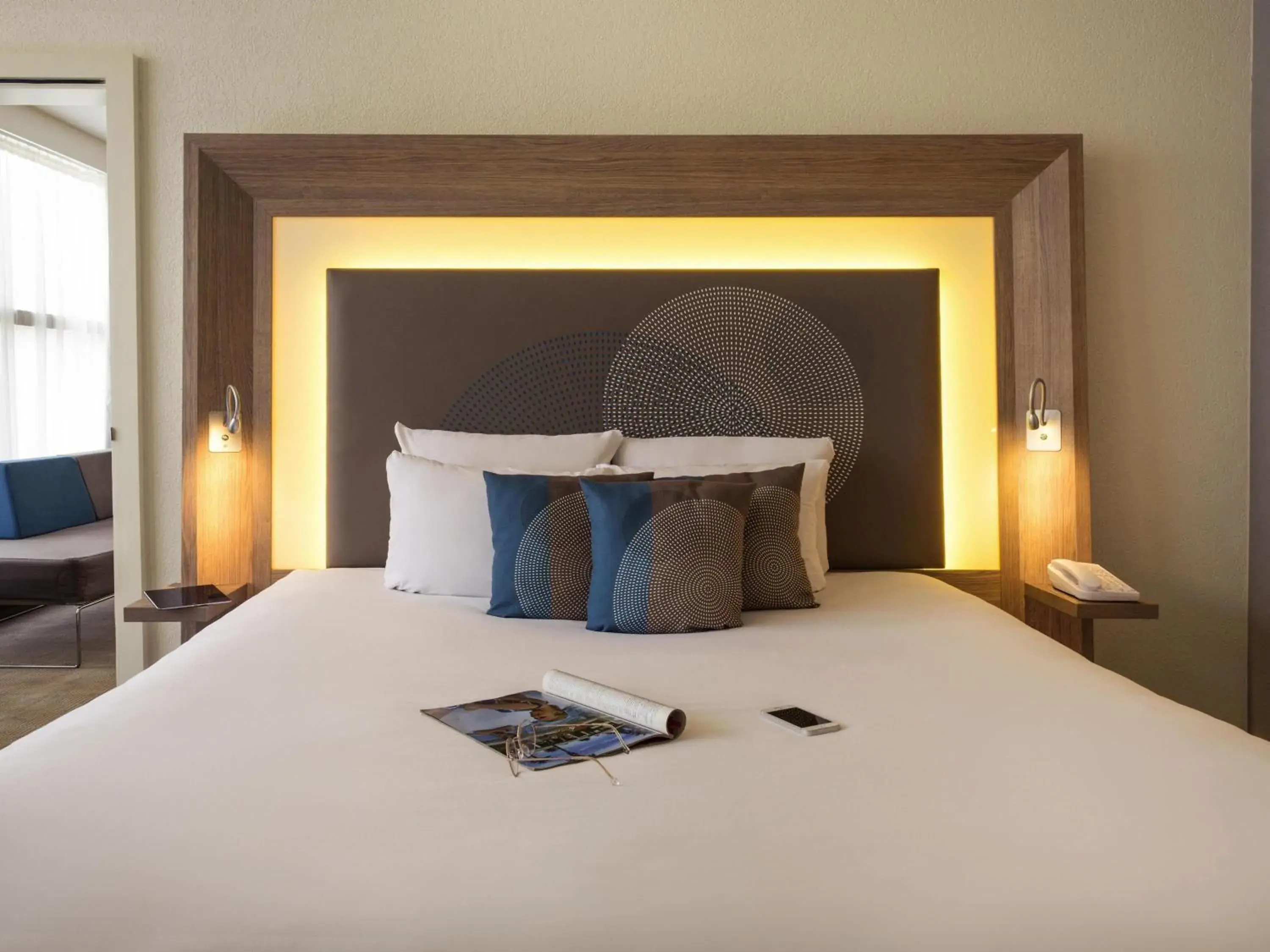 Superior Suite with Sofa Bed in Novotel Genève Centre Superior Suite with Sofa Bed in Novotel Genève Centre