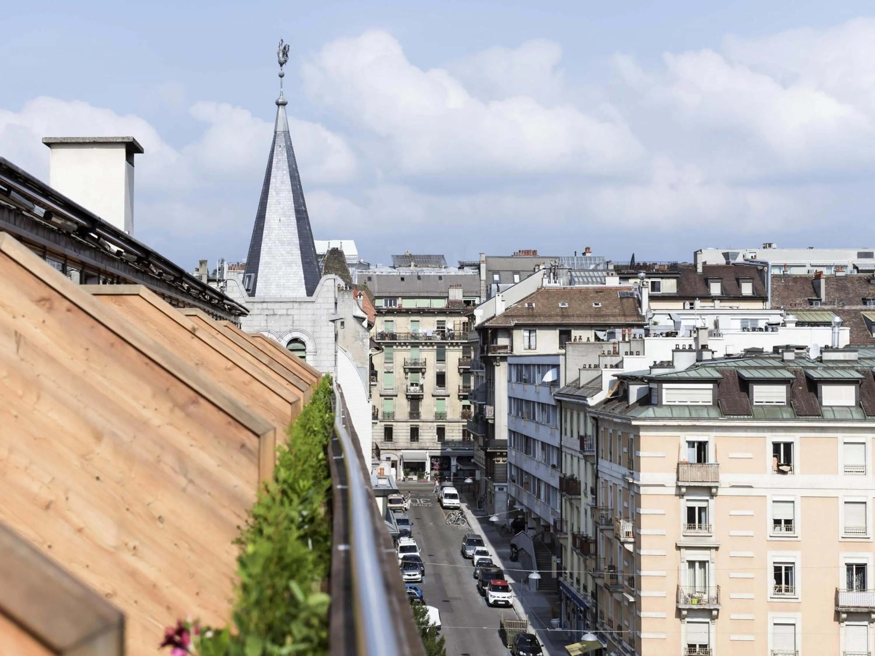 Bedroom in Novotel Genève Centre