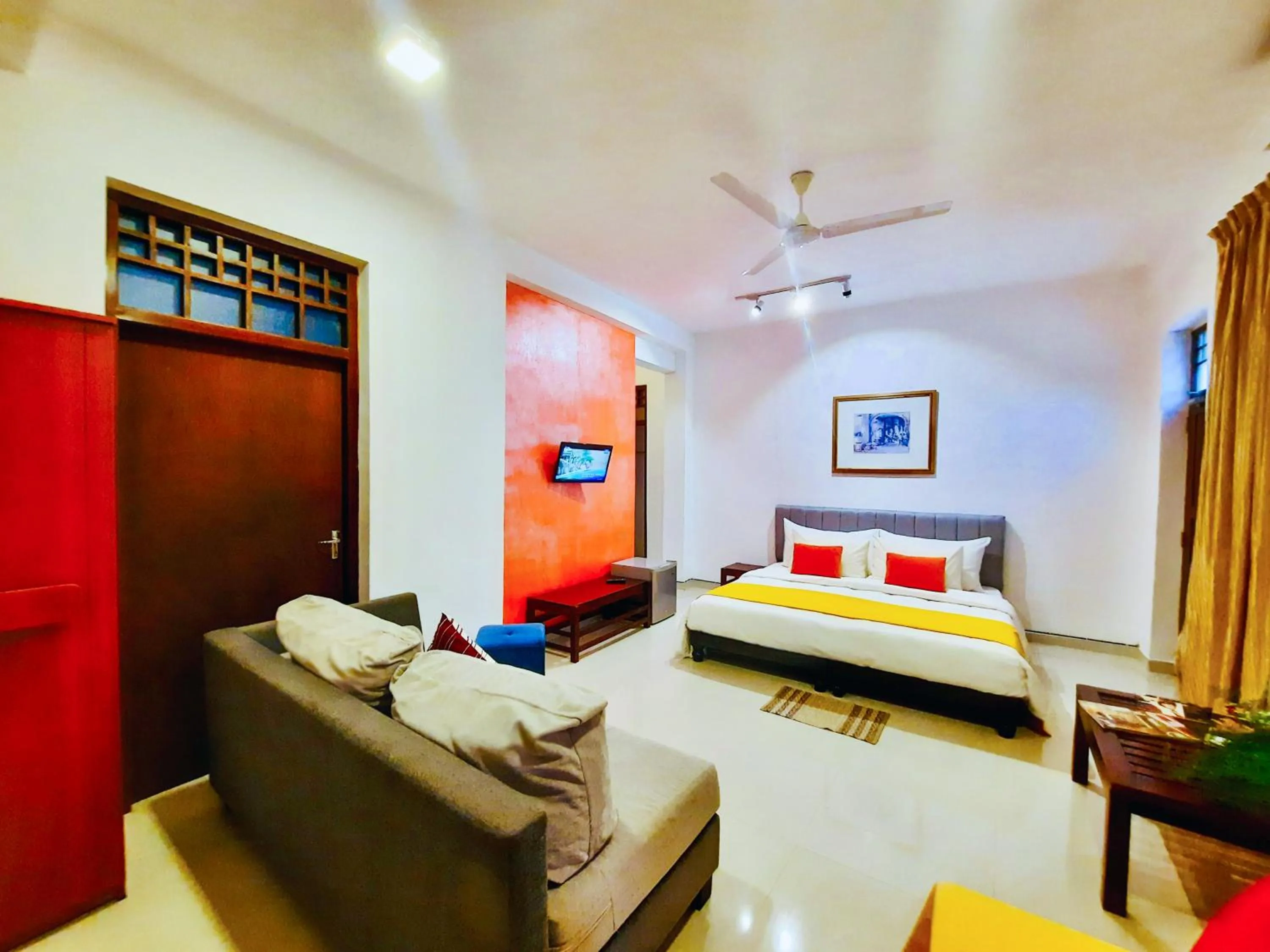 Photo of the whole room, Bed in Hotel Dorset