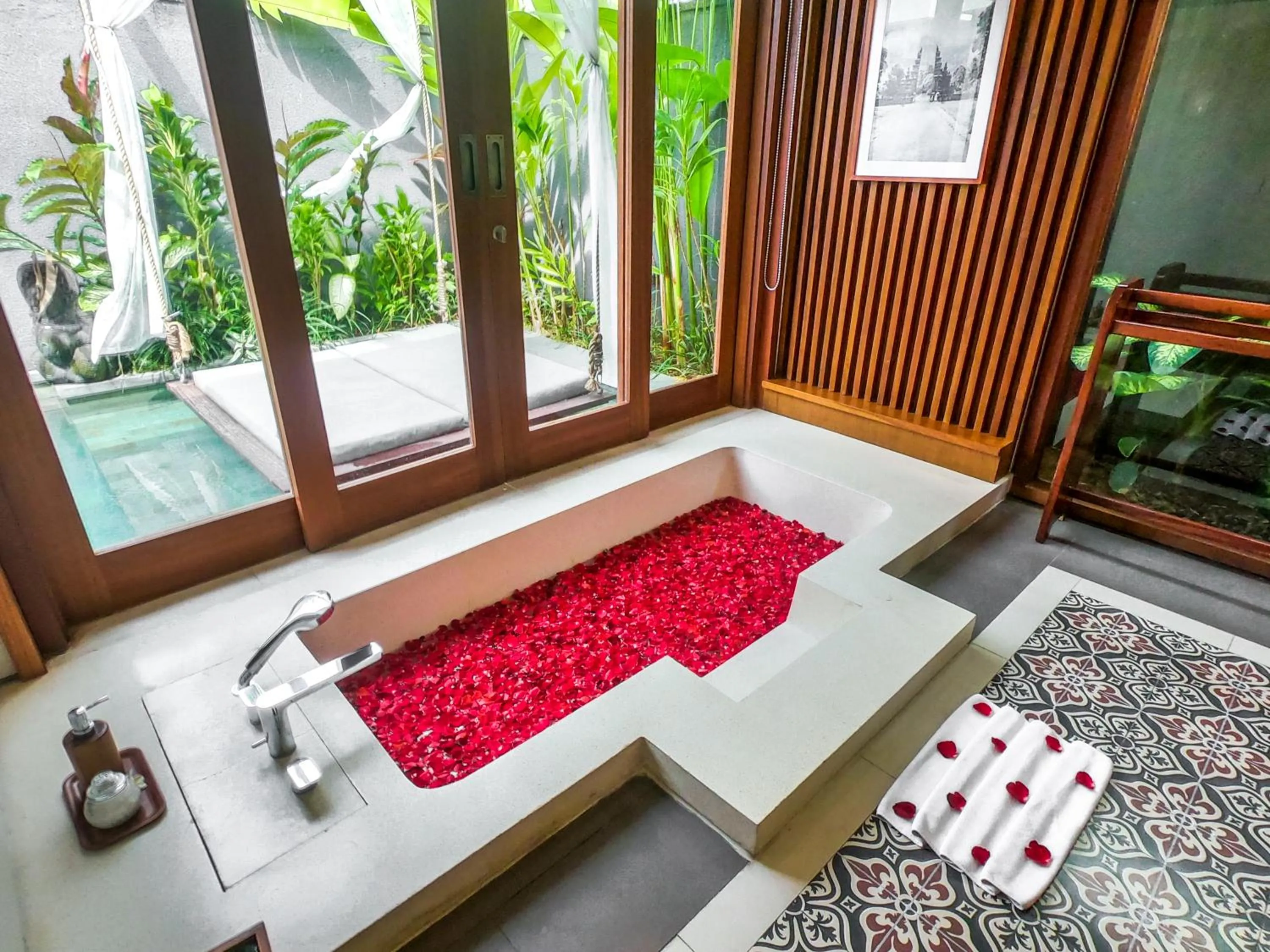 Public Bath in Sampatti Villas