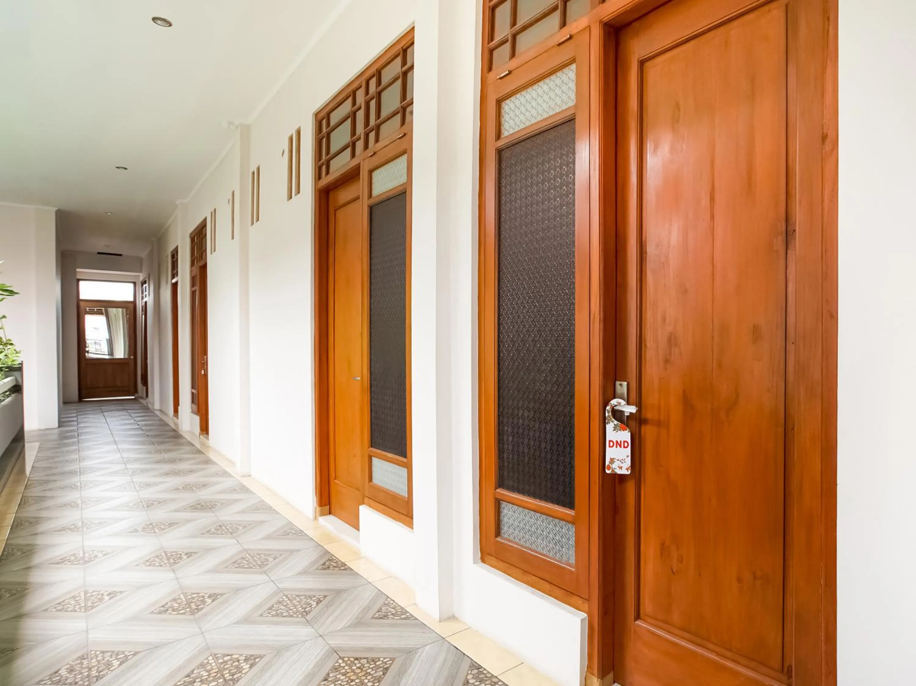 Area and facilities in Urbanview Hotel Blok O International by RedDoorz