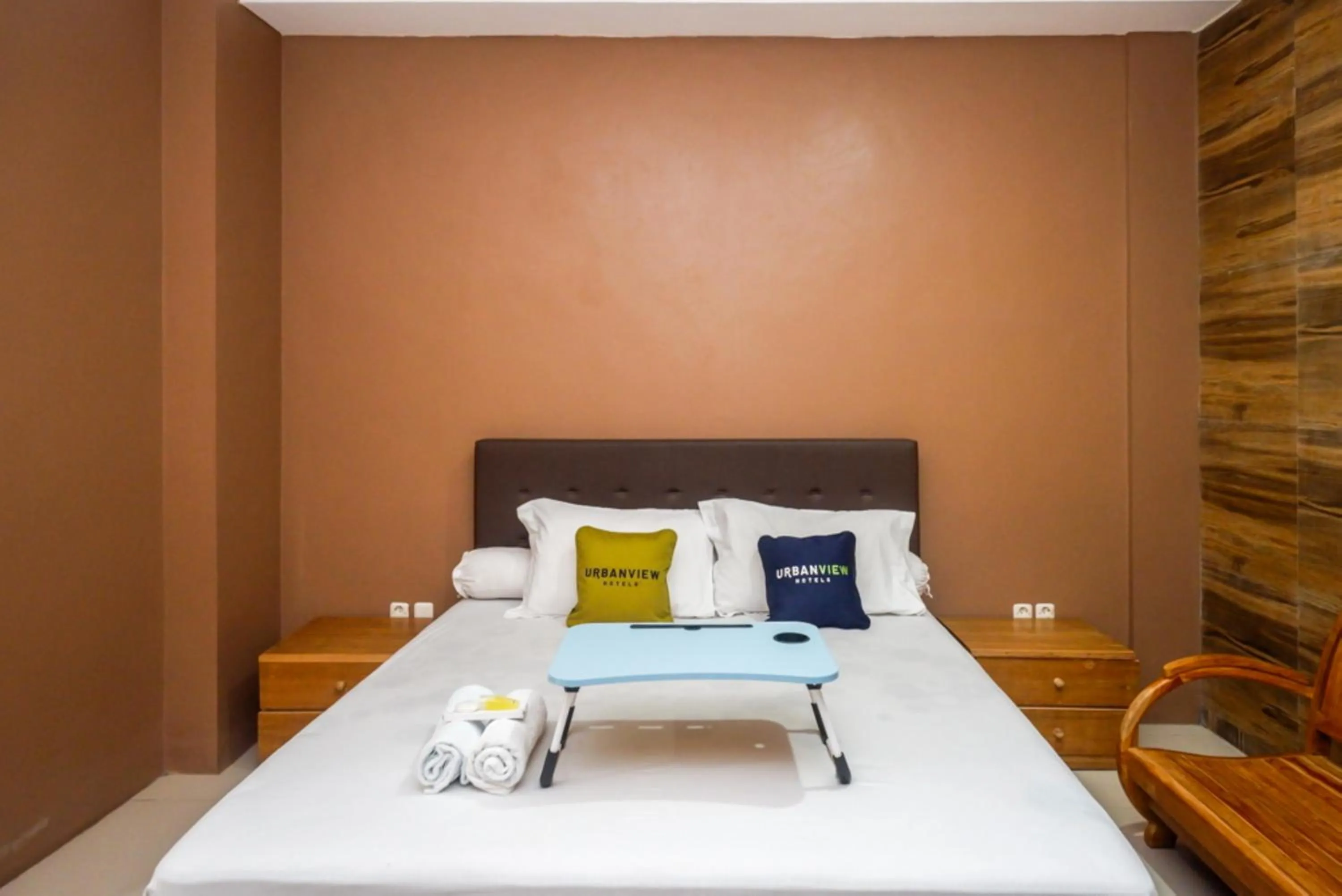 Urbanview Hotel Blok O International by RedDoorz