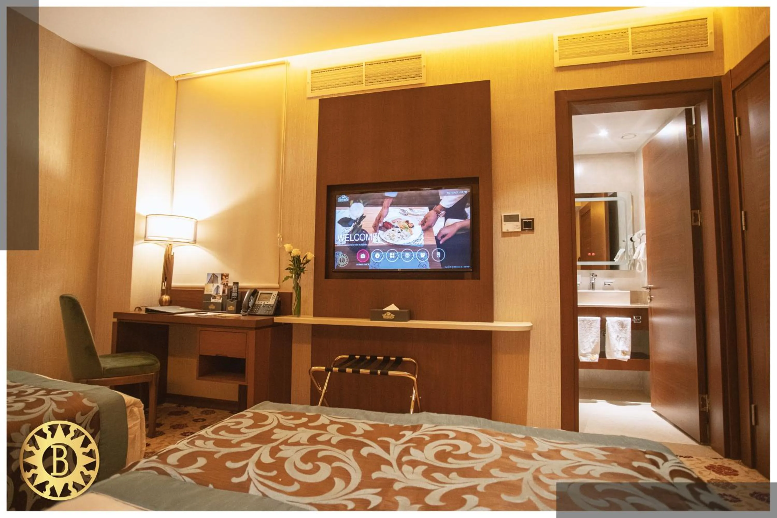 TV and multimedia, Bed in Bilitom Hotel