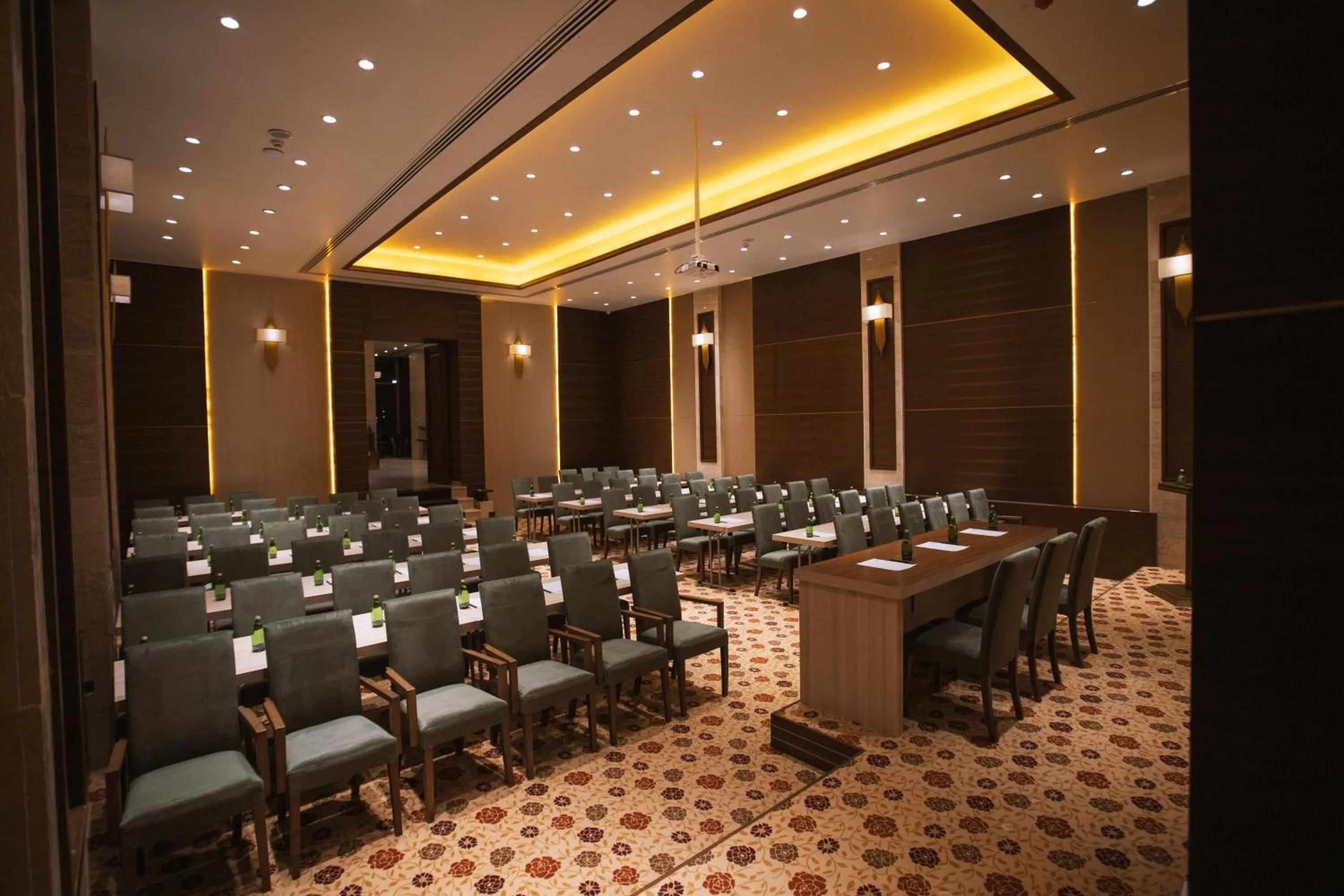 Meeting/conference room in Bilitom Hotel