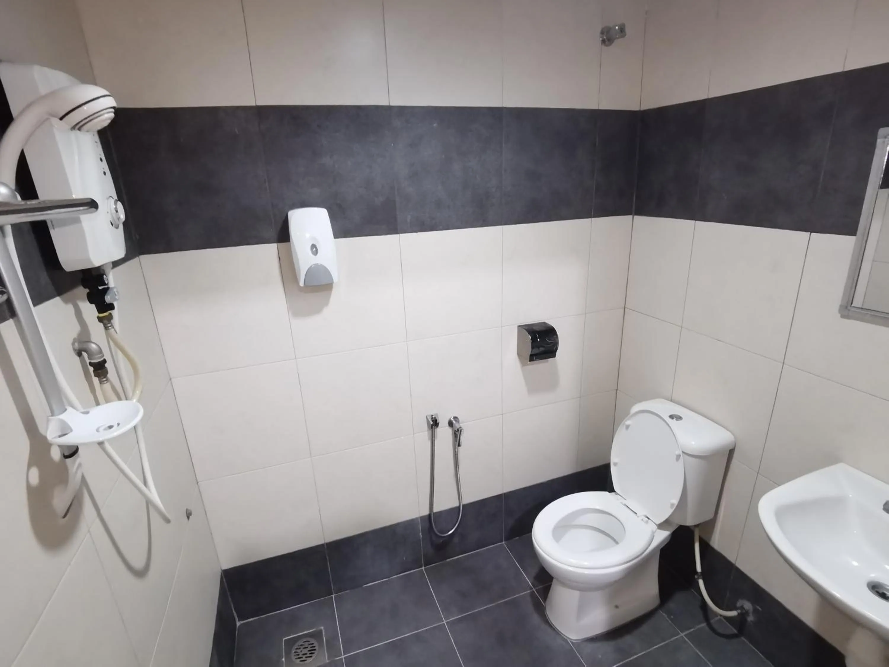 GS BERA HOTEL SDN BHD