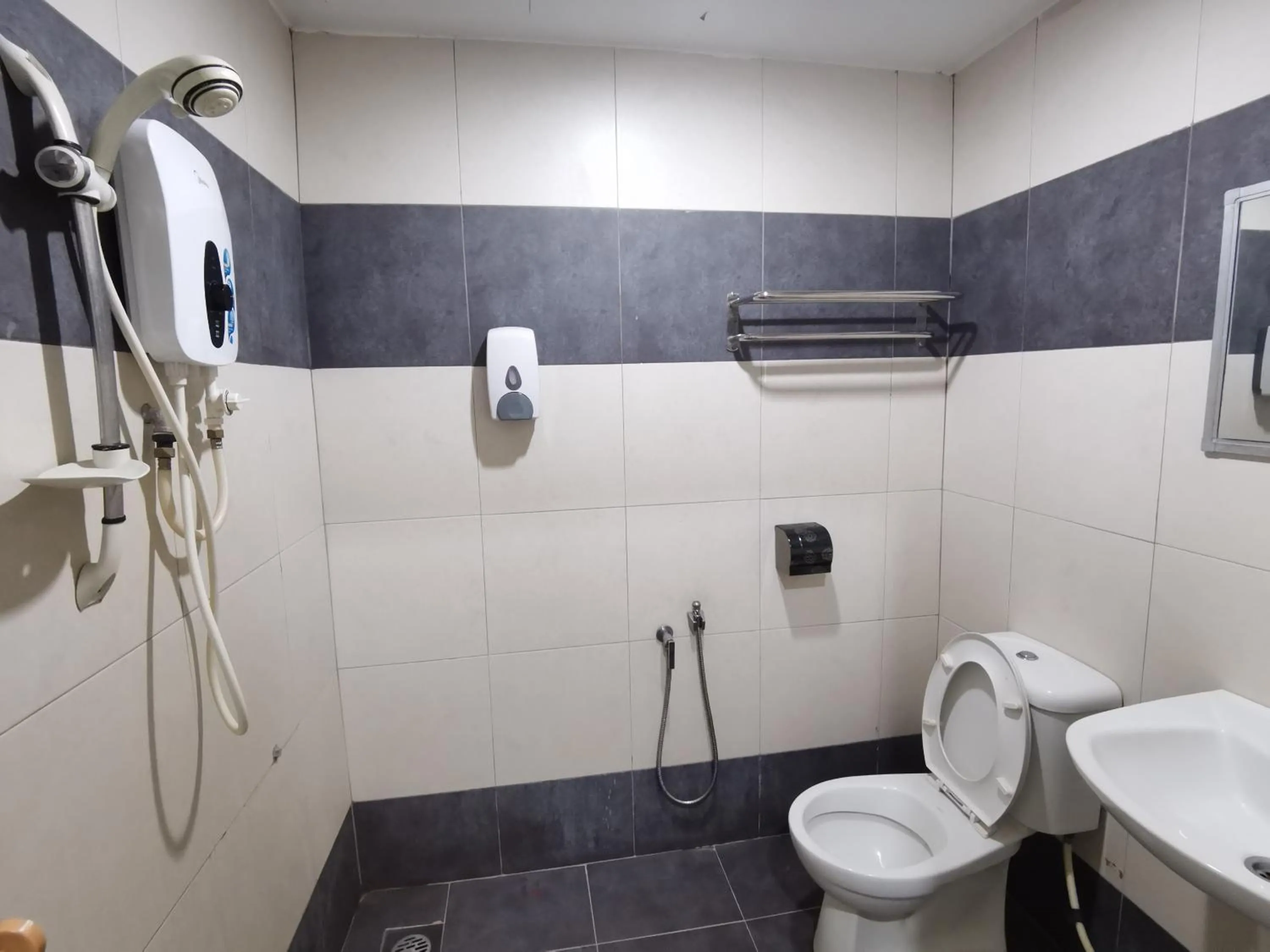 GS BERA HOTEL SDN BHD