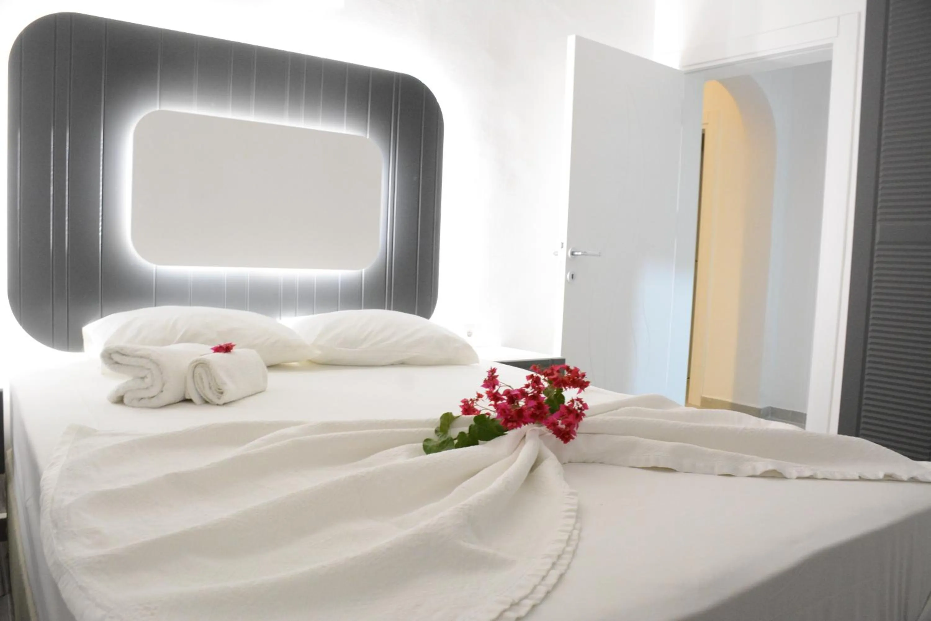 Bed in Manolya Hotel