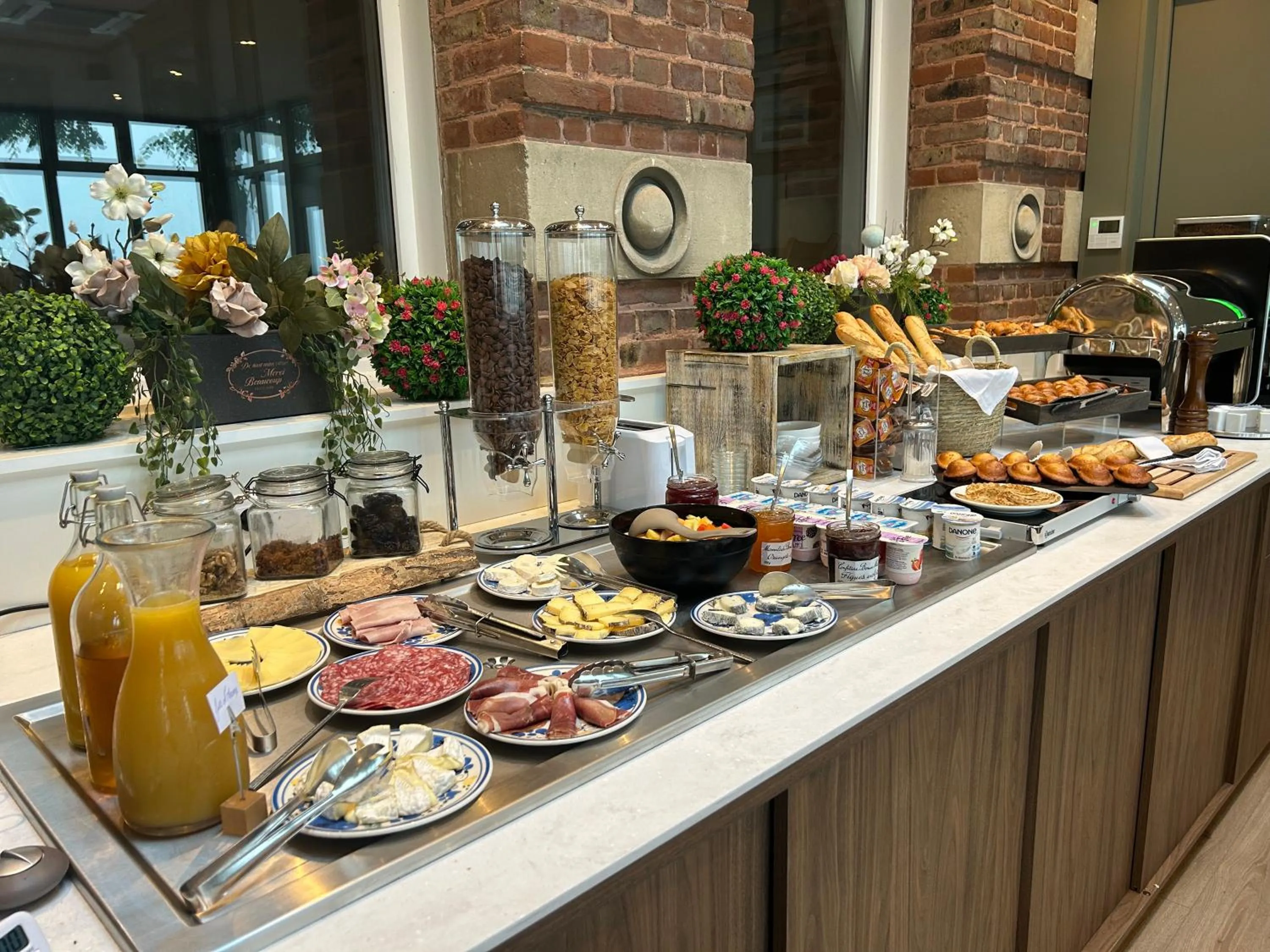 Logis Hôtel- Restaurant Le Relais Guillaume de Normandy