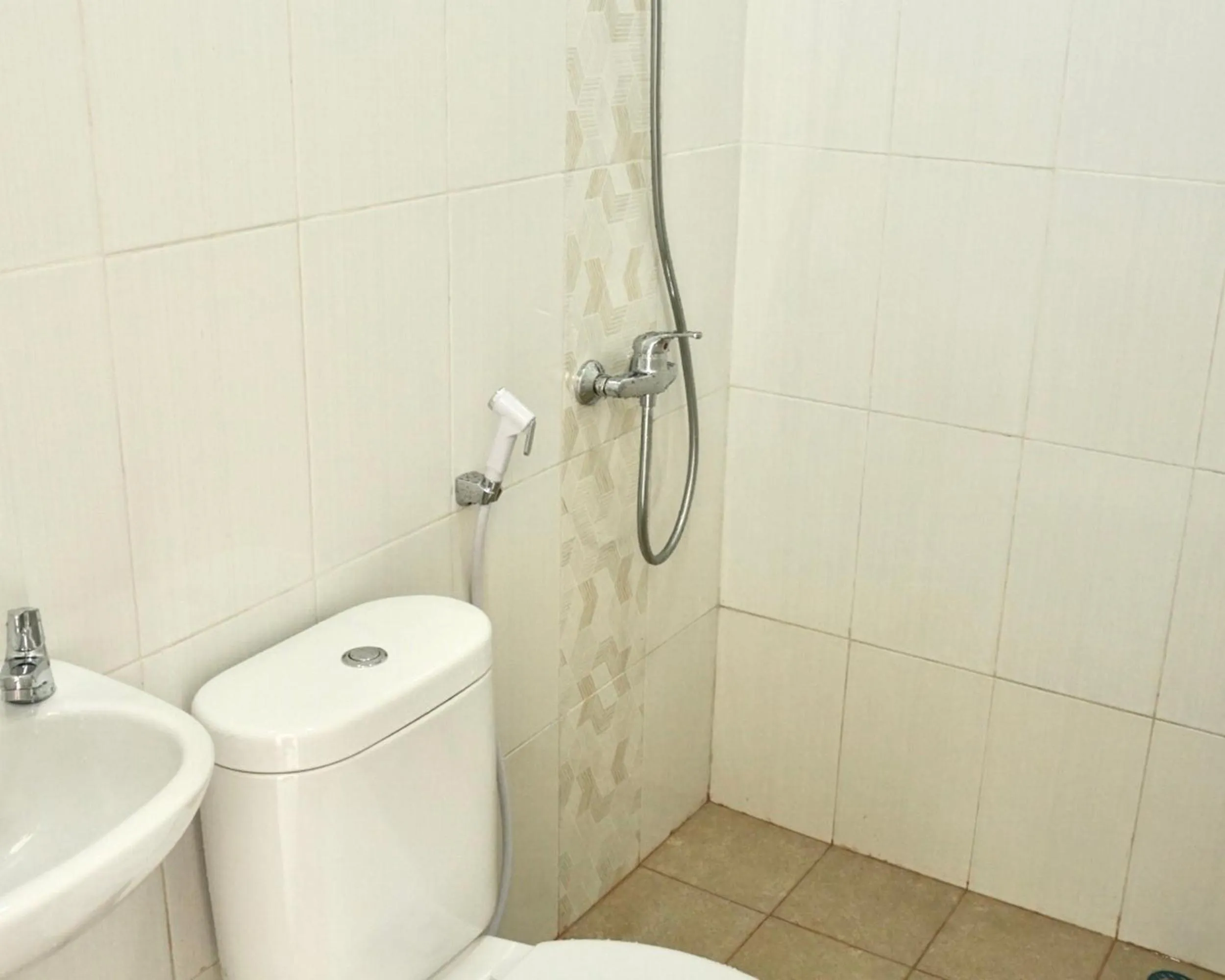 RedDoorz at Arkana Seturan Pakuwon Mall