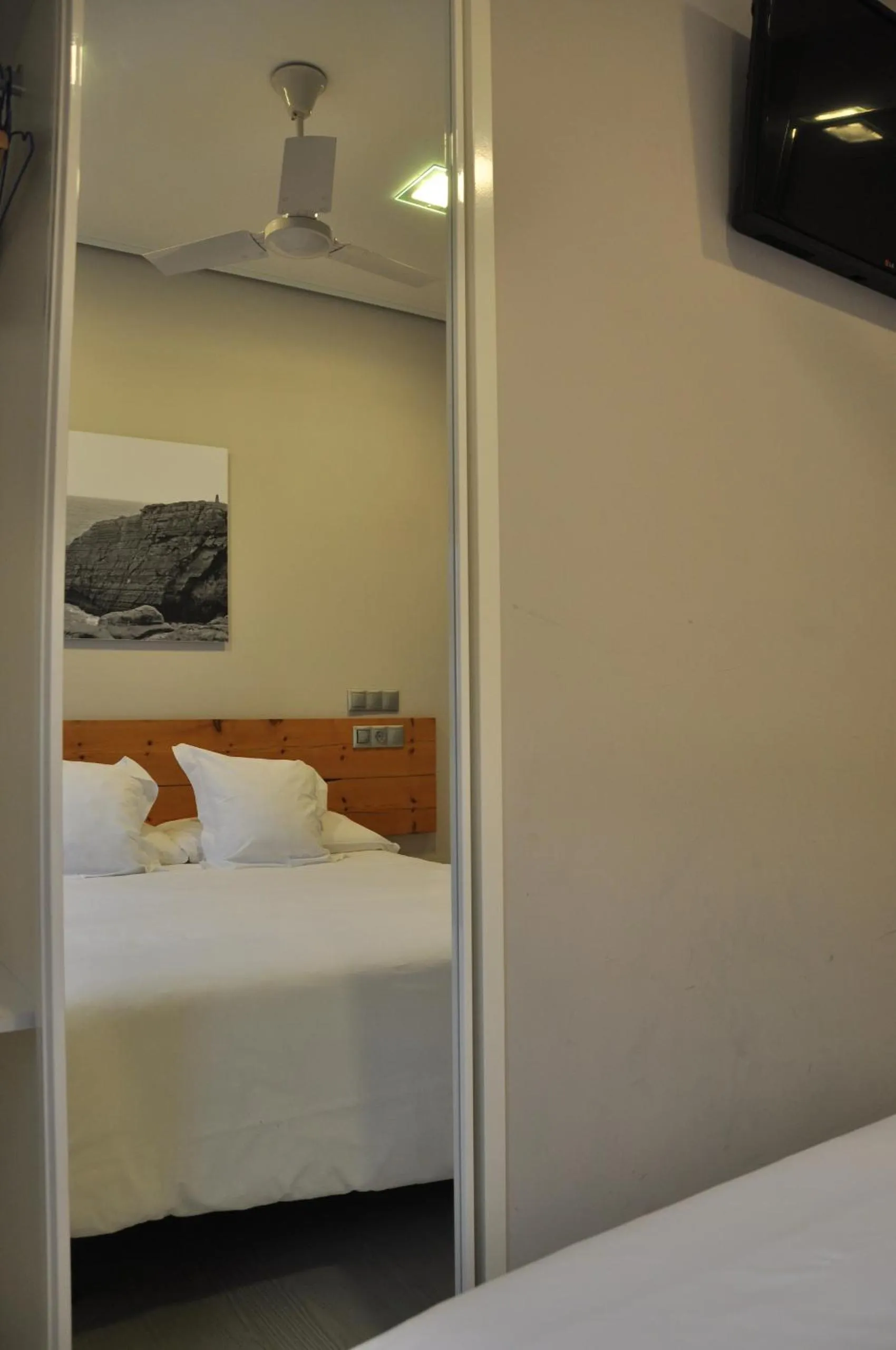 Bed in Hosteria Santander