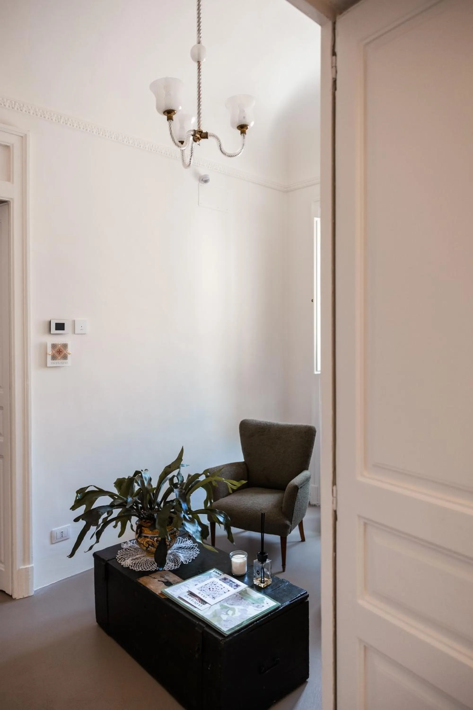 Living room in Bianko EcoChic