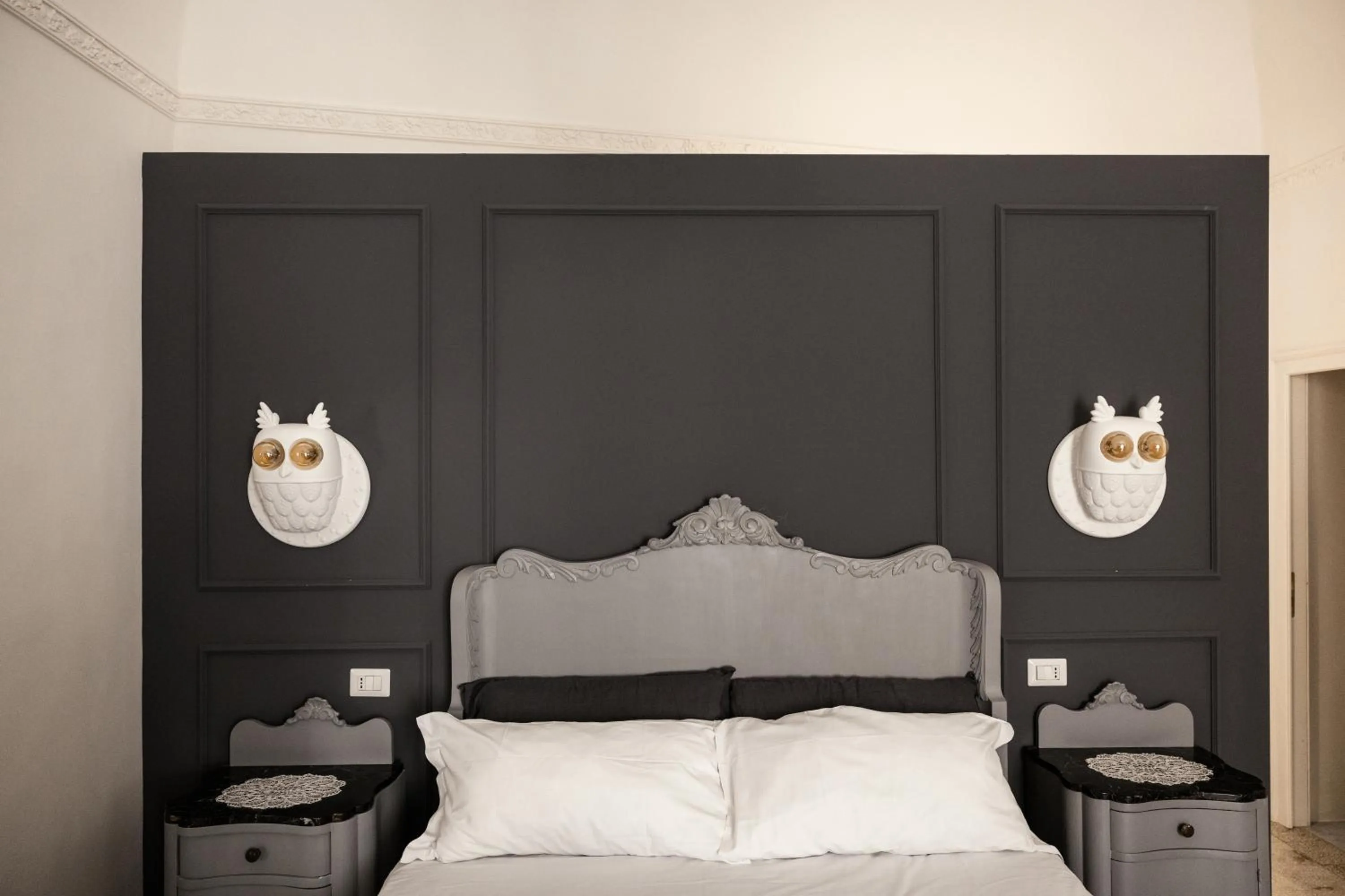 Bed in Bianko EcoChic