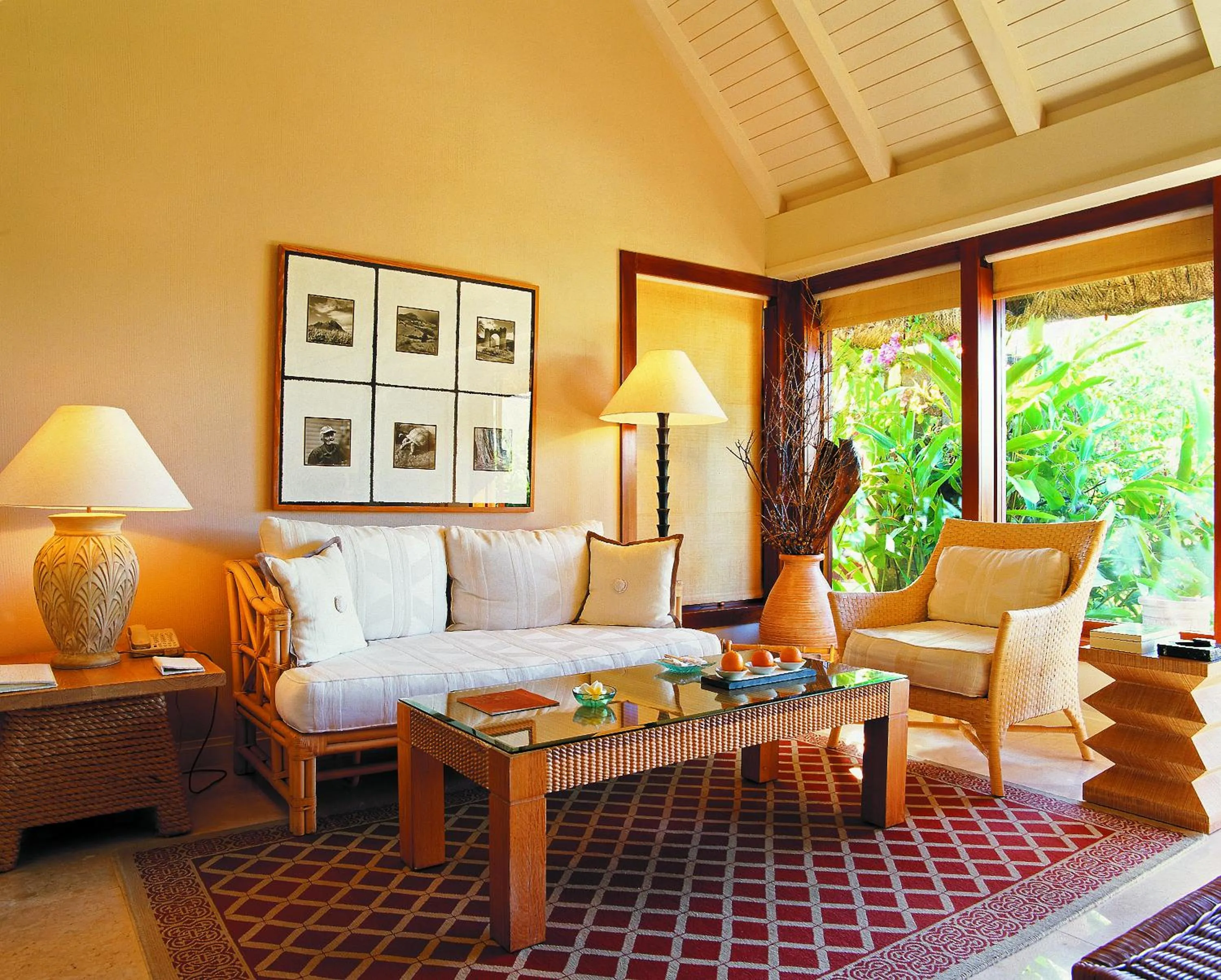 Living room in The Oberoi Beach Resort, Mauritius