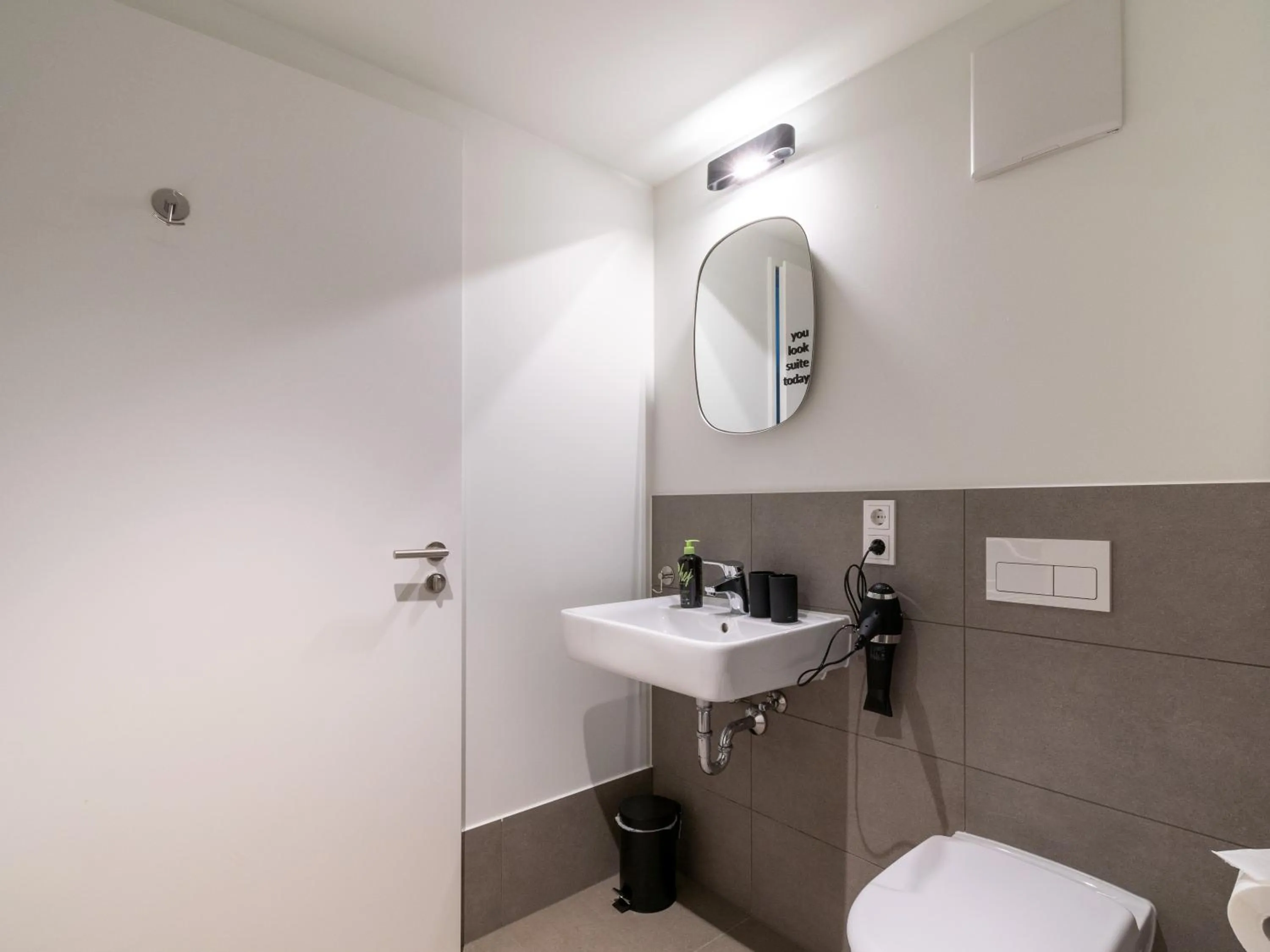 Bathroom in Limehome München