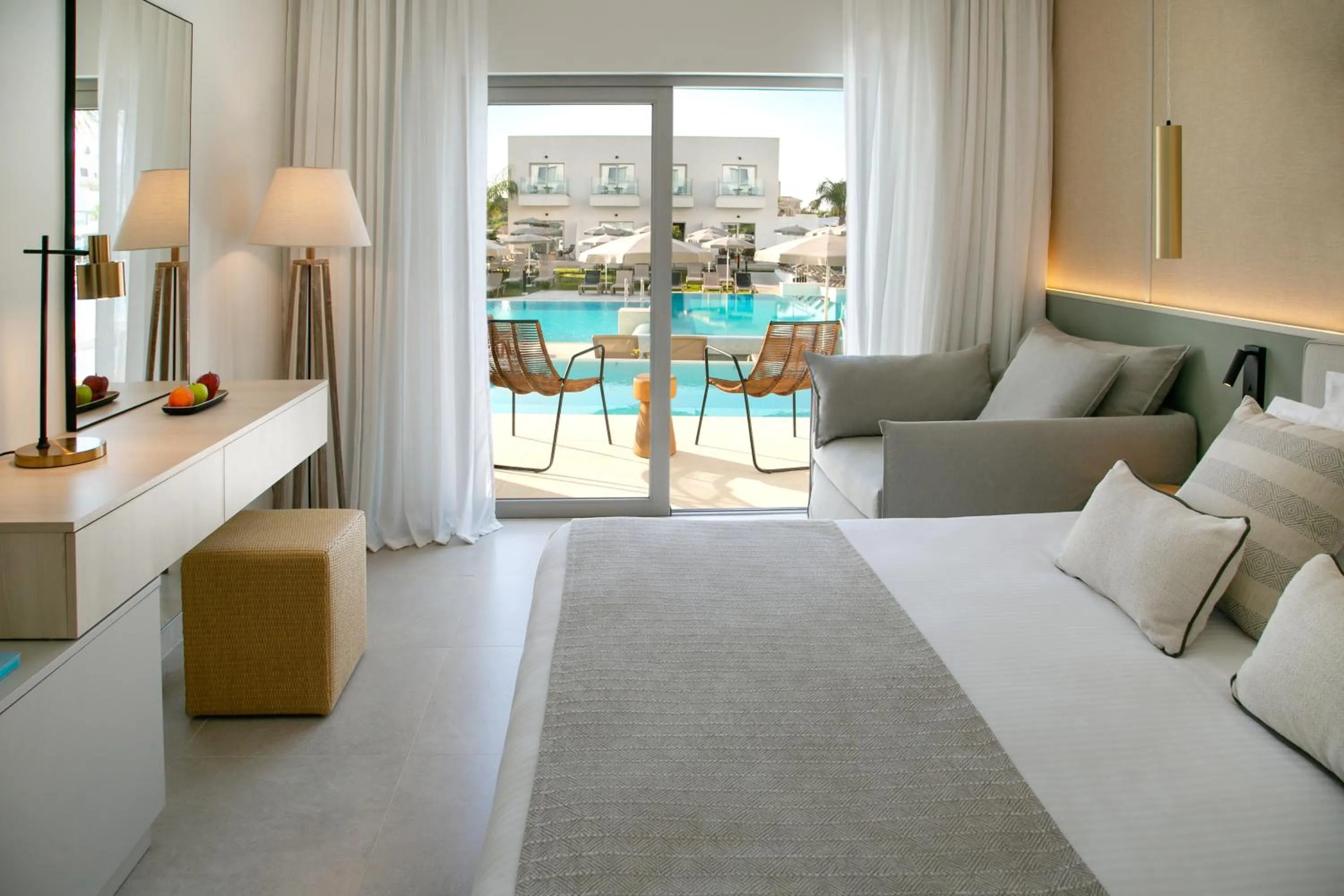 Bedroom, Bed in Atlantica Aqua Blue