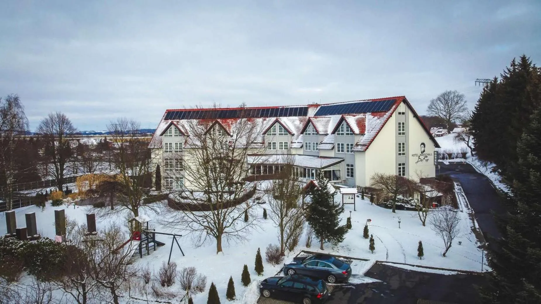 Property building in Hotel Marschall Duroc