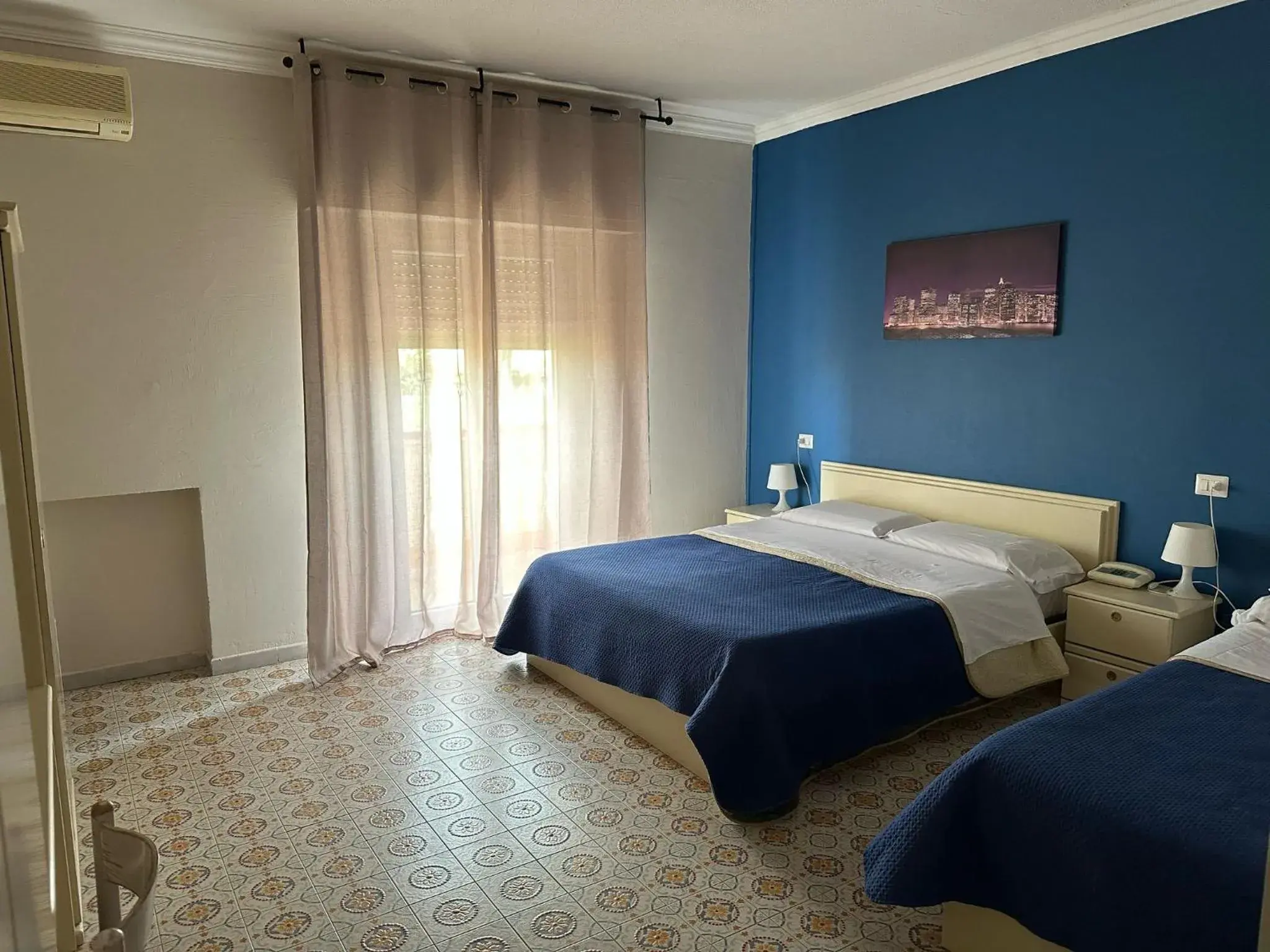 Triple Room with Balcony in Hotel Costa Jonica Triple Room with Balcony in Hotel Costa Jonica